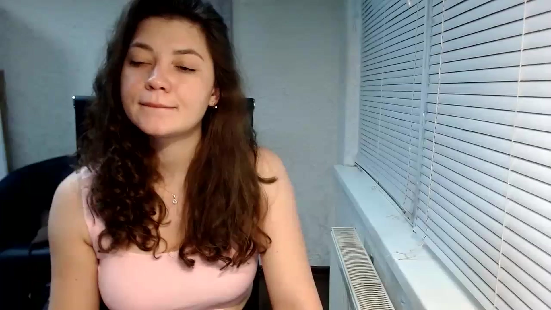 Gallery image thumbnail from SweetArinaA's myfreecams stream on, 12/11/2023, 14:58 image 4 of 20