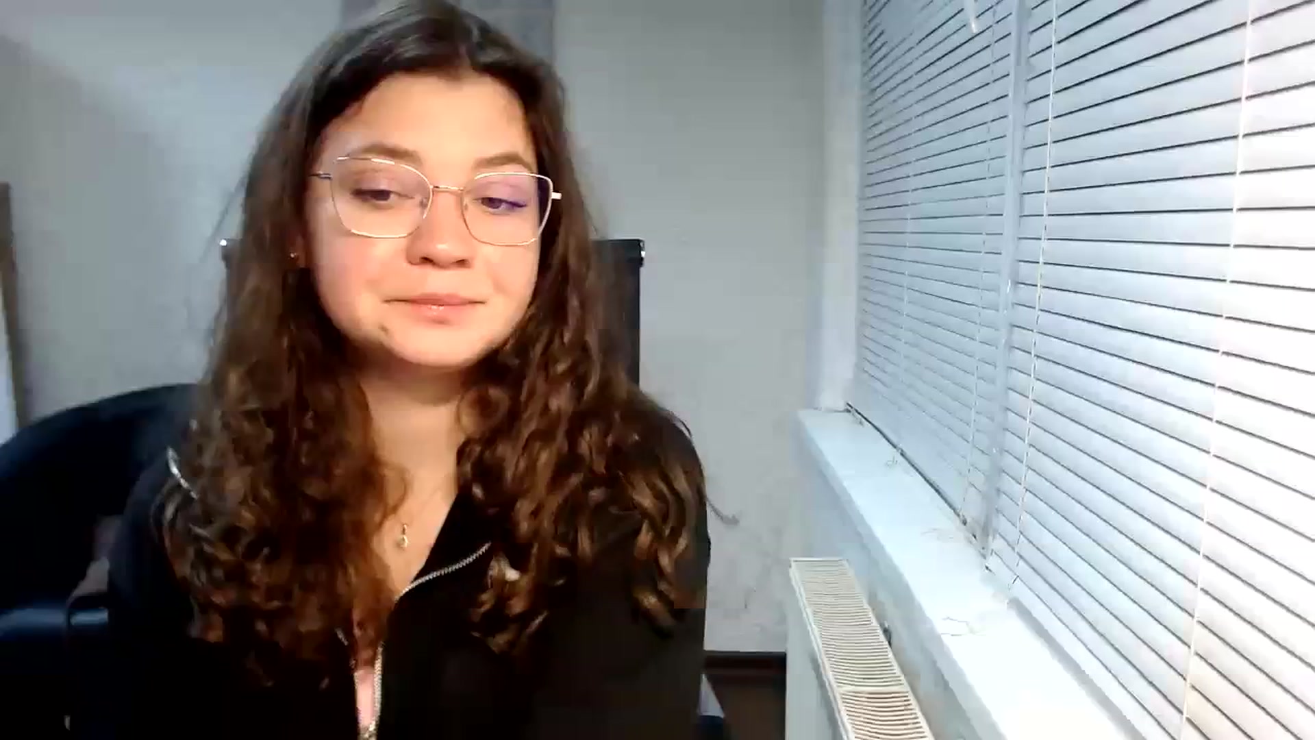 Gallery image thumbnail from SweetArinaA's myfreecams stream on, 12/11/2023, 16:22 image 1 of 20