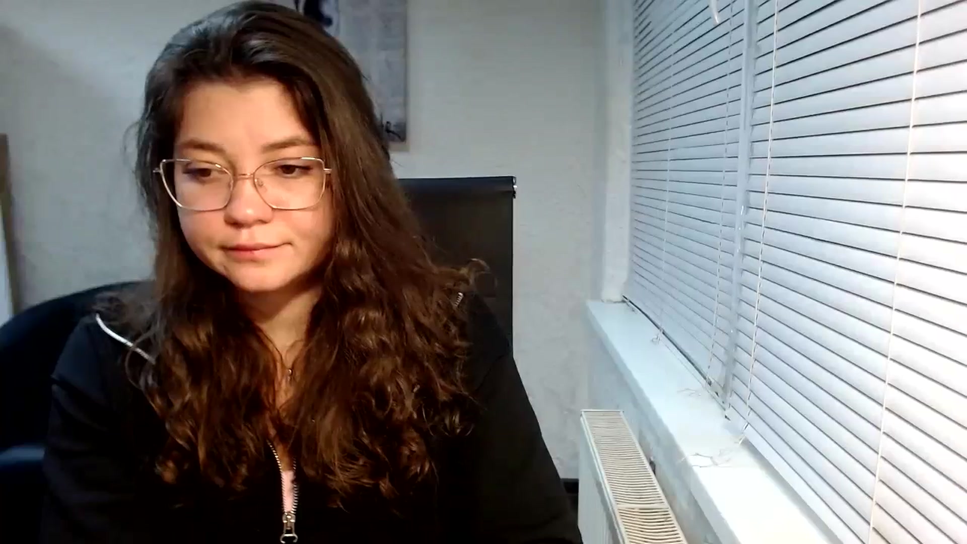 Gallery image thumbnail from SweetArinaA's myfreecams stream on, 12/11/2023, 16:22 image 16 of 20