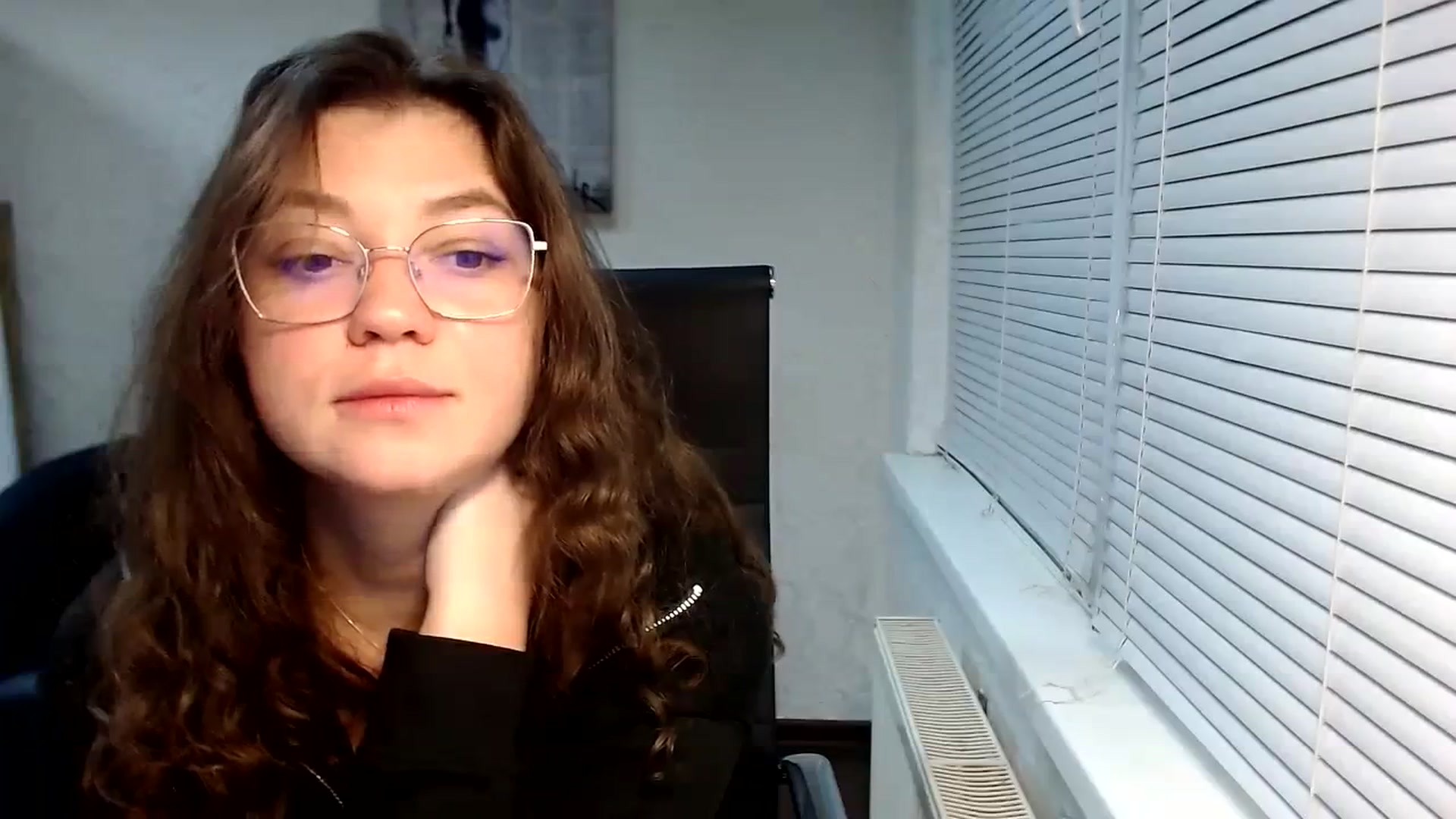 Gallery image thumbnail from SweetArinaA's myfreecams stream on, 12/11/2023, 16:22 image 14 of 20
