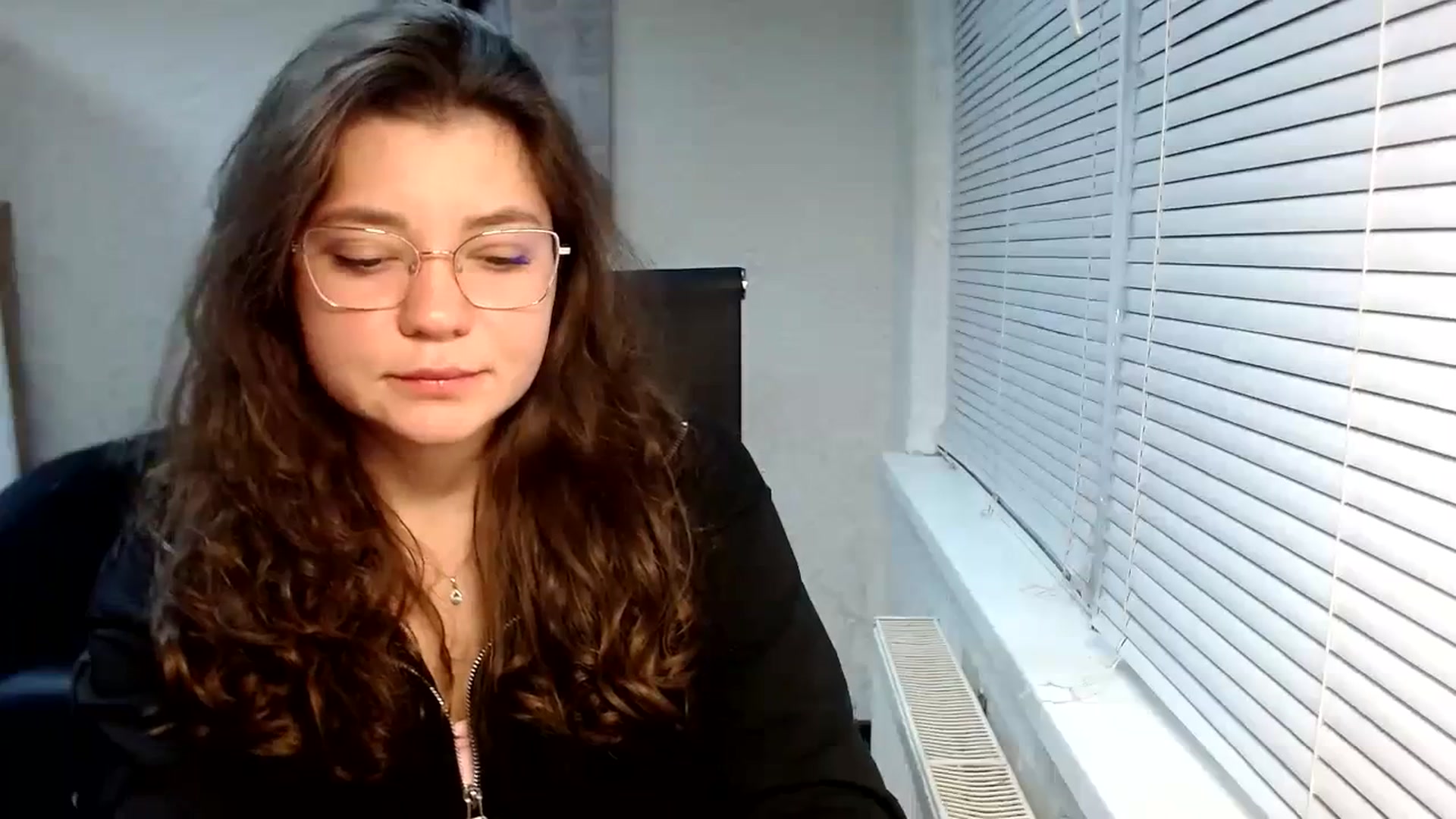 Gallery image thumbnail from SweetArinaA's myfreecams stream on, 12/11/2023, 16:22 image 11 of 20