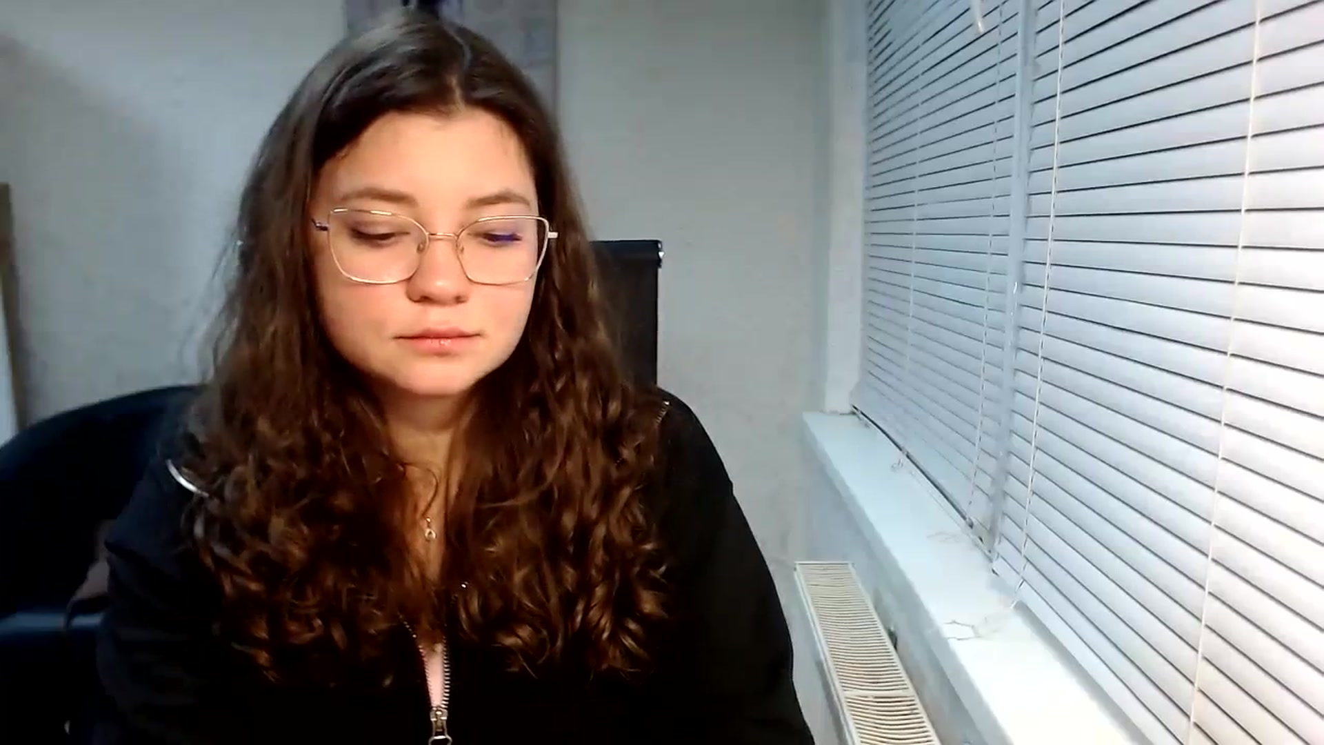 Gallery image thumbnail from SweetArinaA's myfreecams stream on, 12/11/2023, 16:22 image 5 of 20