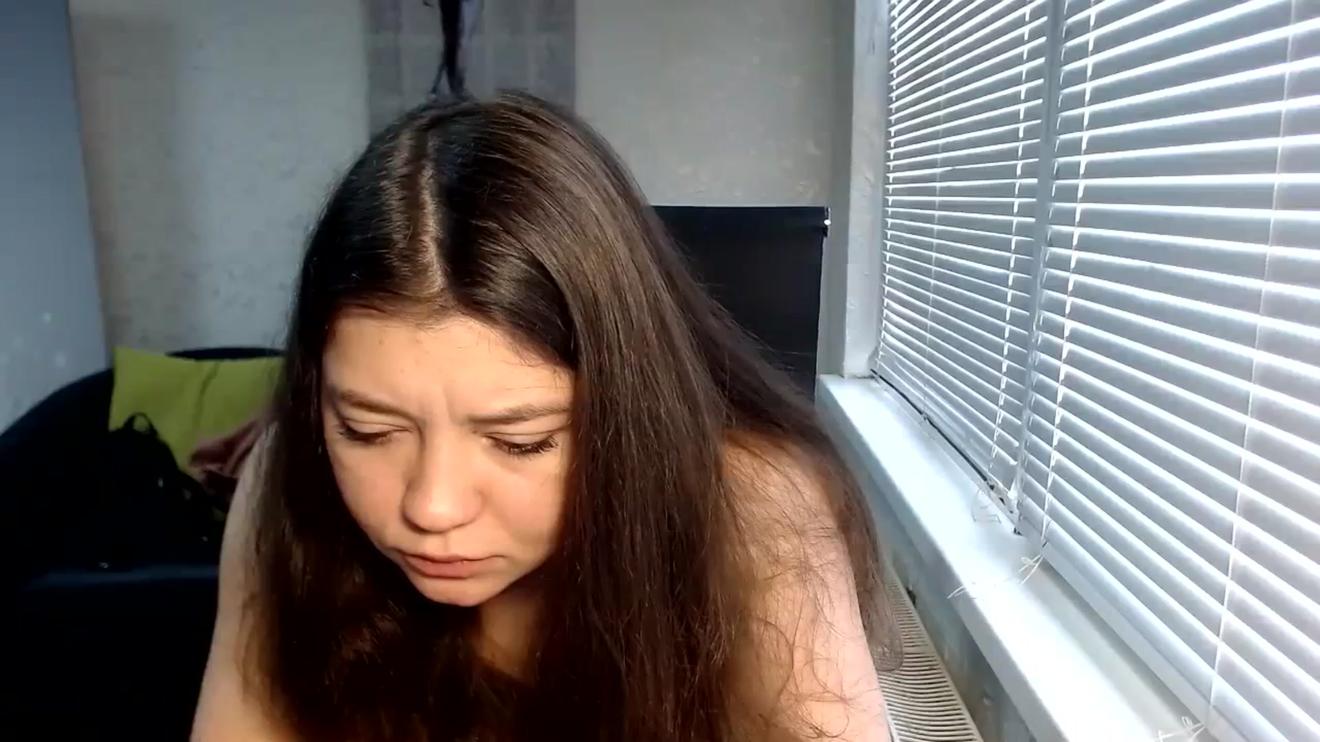 Gallery image thumbnail from SweetArinaA's myfreecams stream on, 12/15/2023, 10:04 image 10 of 20