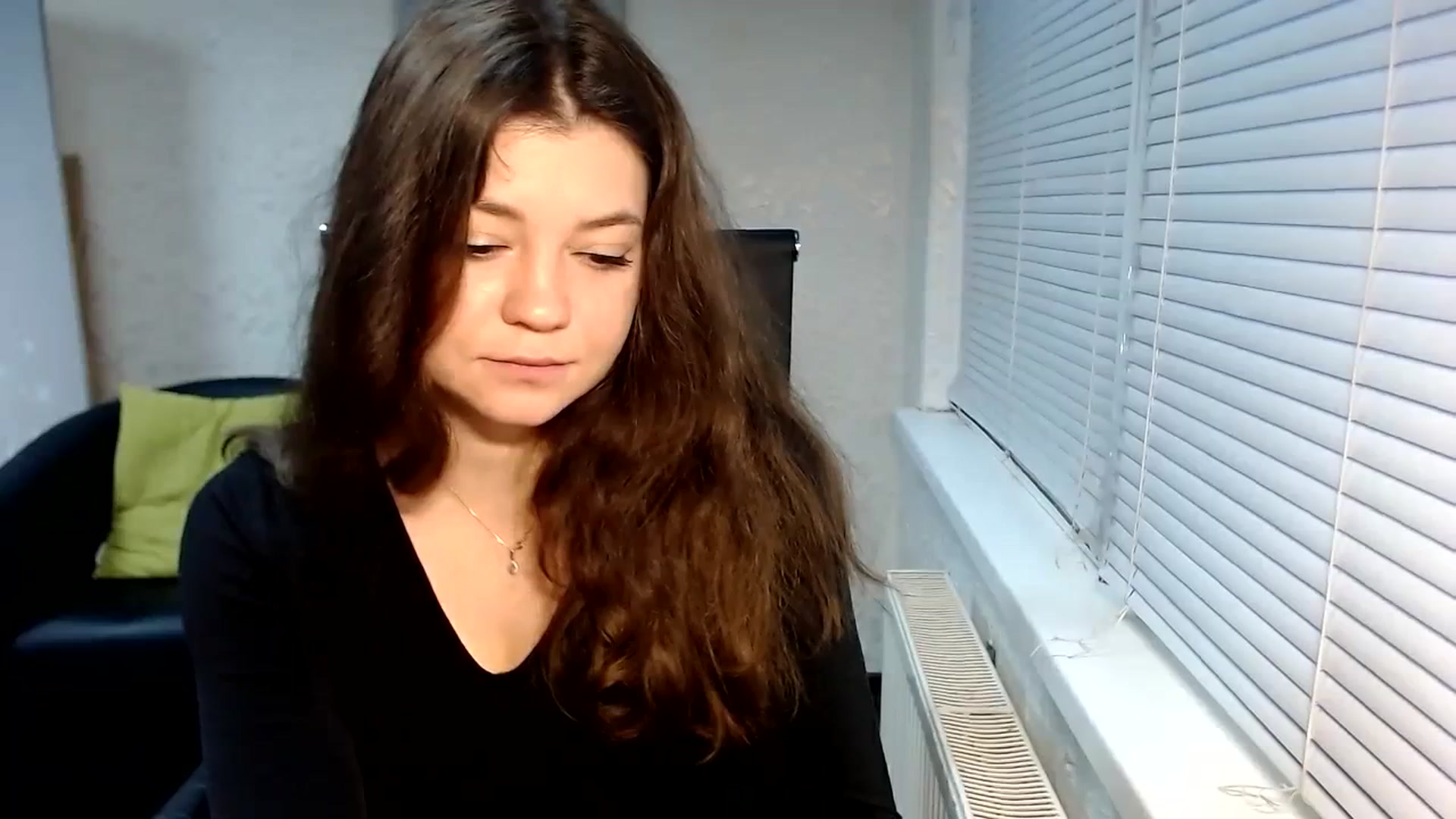 Gallery image thumbnail from SweetArinaA's myfreecams stream on, 12/17/2023, 14:02 image 13 of 20