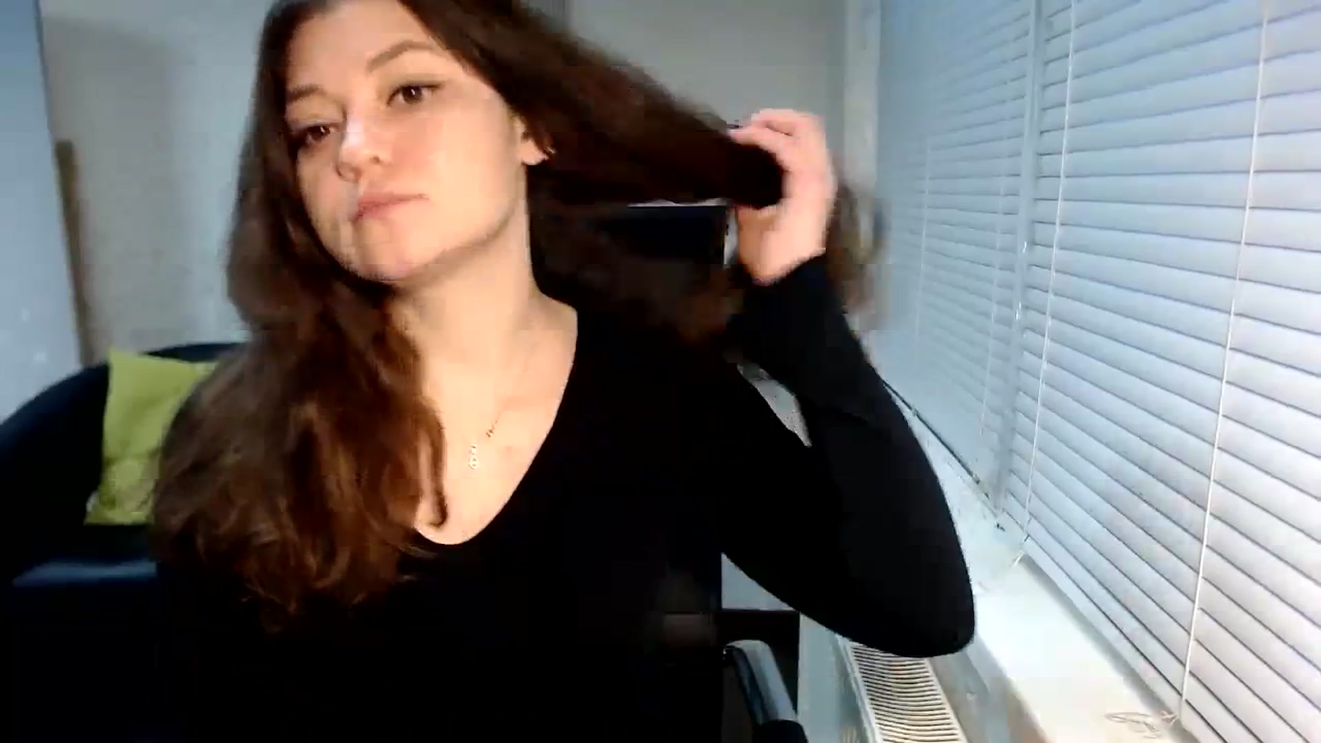 Gallery image thumbnail from SweetArinaA's myfreecams stream on, 12/17/2023, 14:02 image 11 of 20
