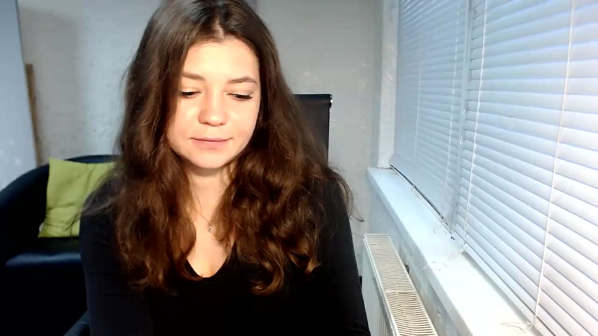 Gallery image thumbnail from SweetArinaA's myfreecams stream on, 12/17/2023, 14:02 image 8 of 20