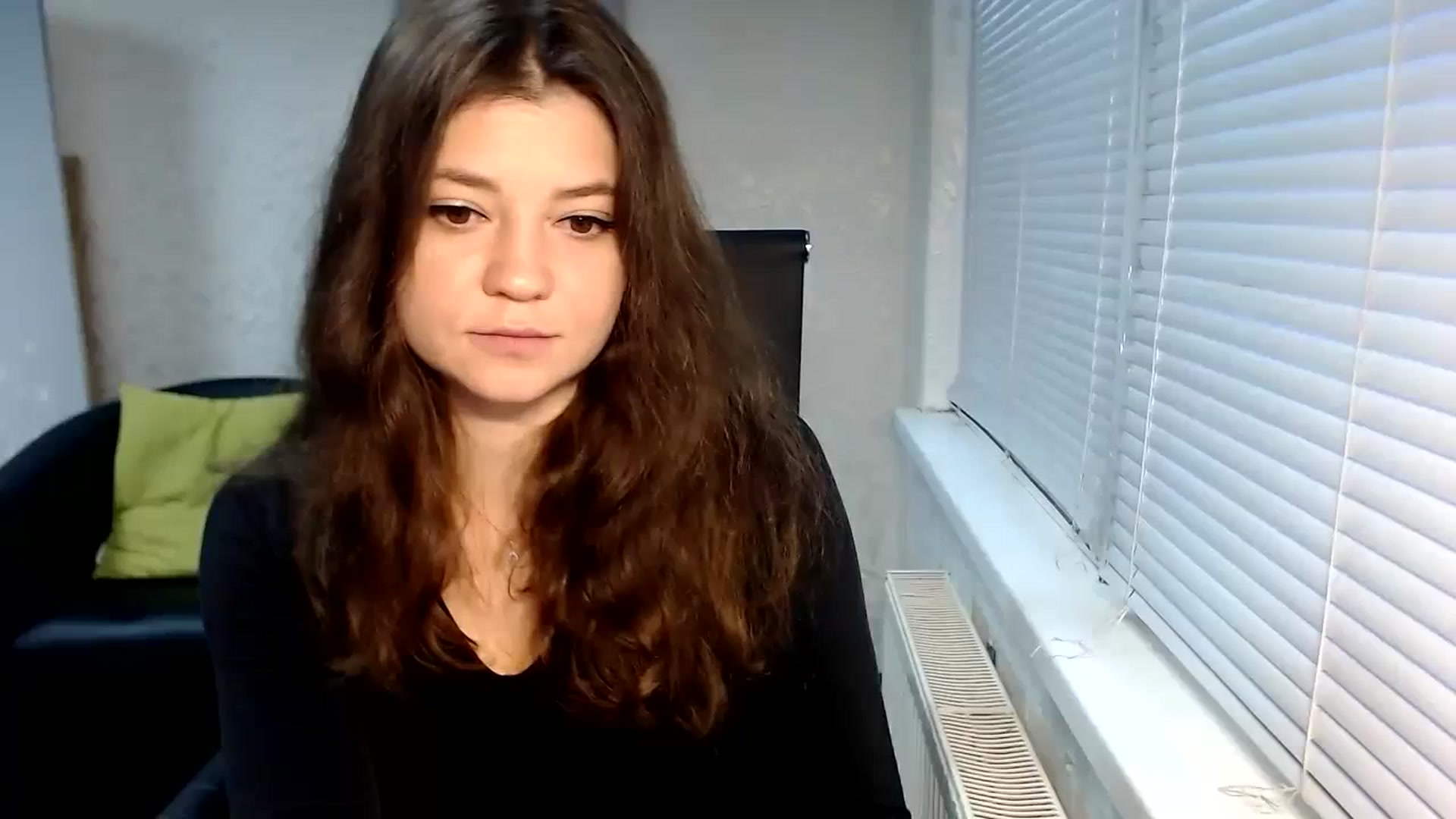 Gallery image thumbnail from SweetArinaA's myfreecams stream on, 12/17/2023, 14:02 image 7 of 20