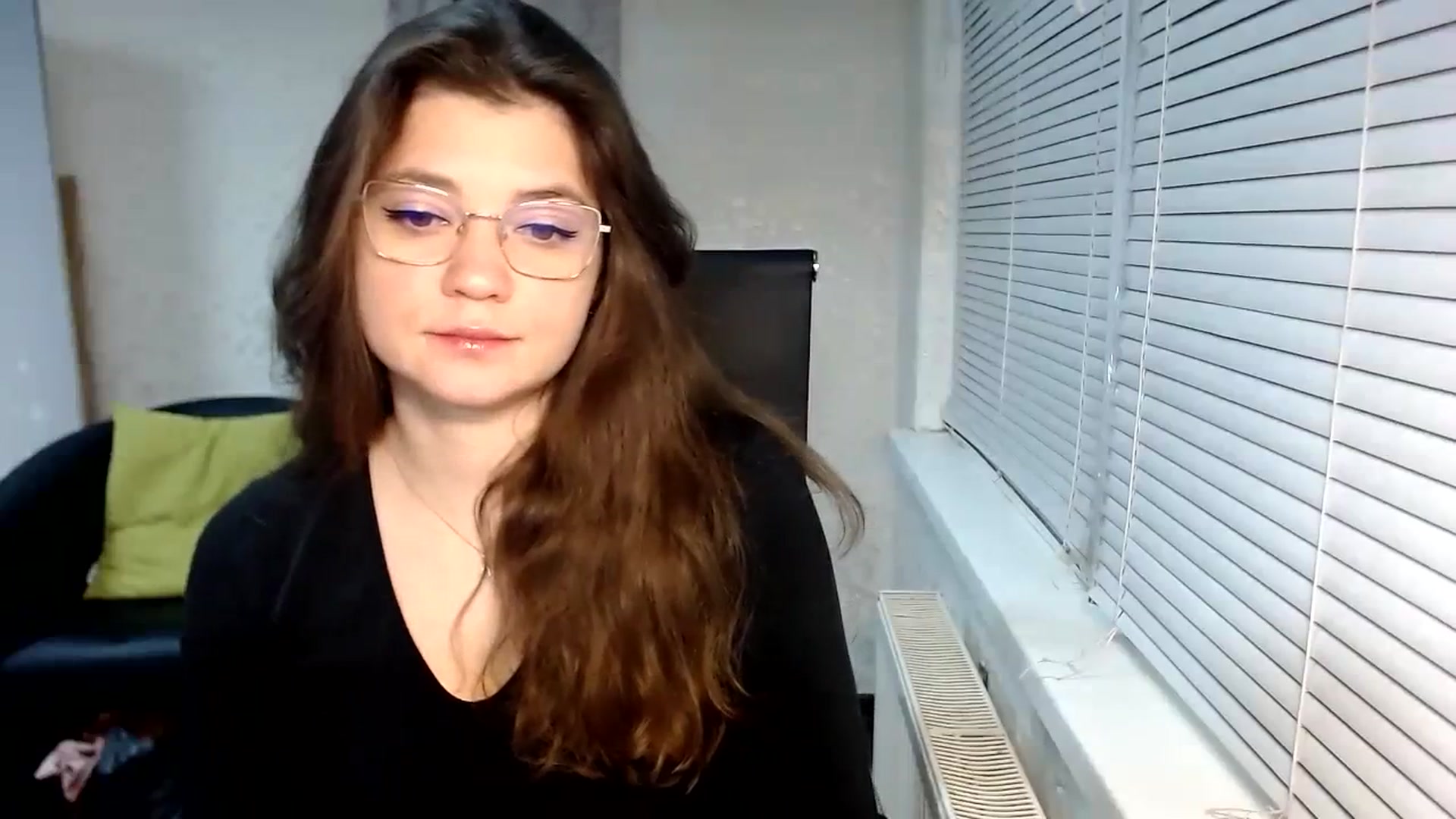 Gallery image thumbnail from SweetArinaA's myfreecams stream on, 12/17/2023, 15:54 image 3 of 20