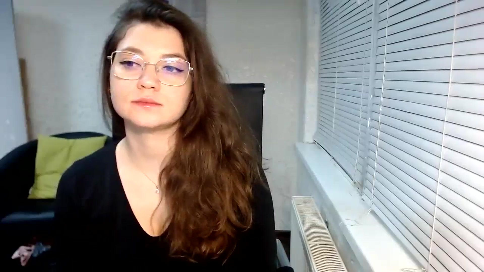 Gallery image thumbnail from SweetArinaA's myfreecams stream on, 12/17/2023, 15:54 image 2 of 20