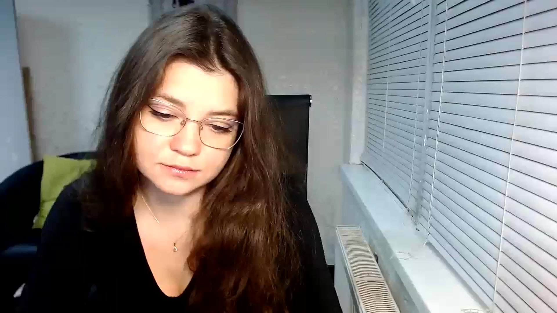 Gallery image thumbnail from SweetArinaA's myfreecams stream on, 12/17/2023, 15:54 image 18 of 20