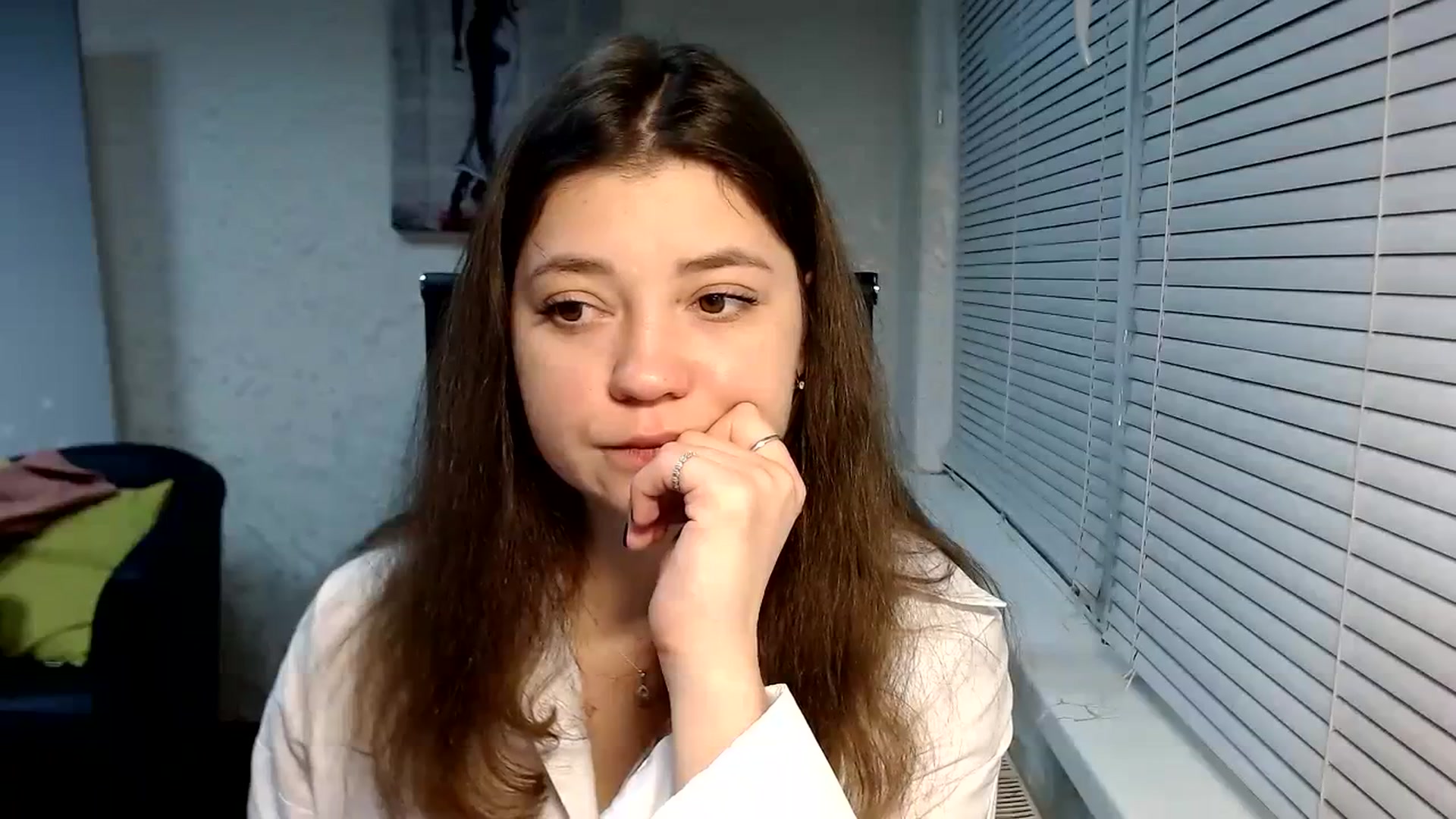 Gallery image thumbnail from SweetArinaA's myfreecams stream on, 12/24/2023, 14:48 image 6 of 20
