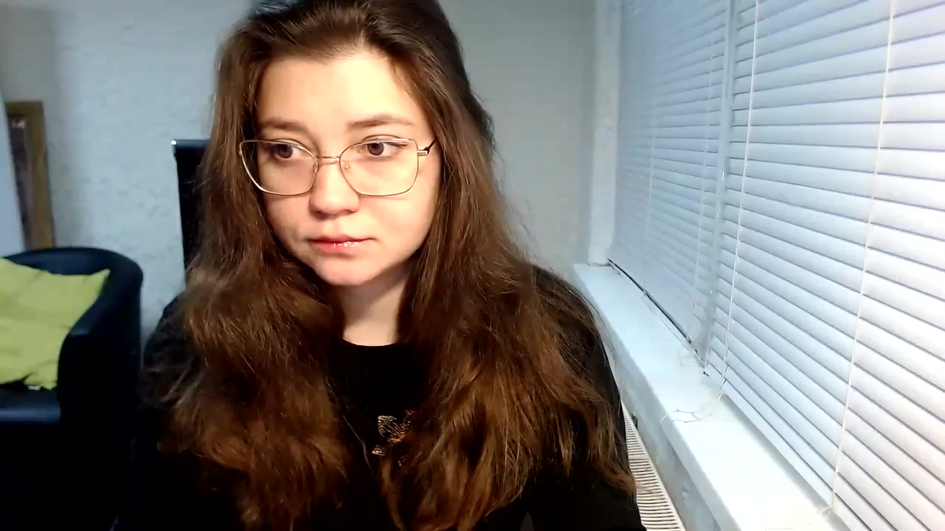 Gallery image thumbnail from SweetArinaA's myfreecams stream on, 12/29/2023, 14:24 image 4 of 20