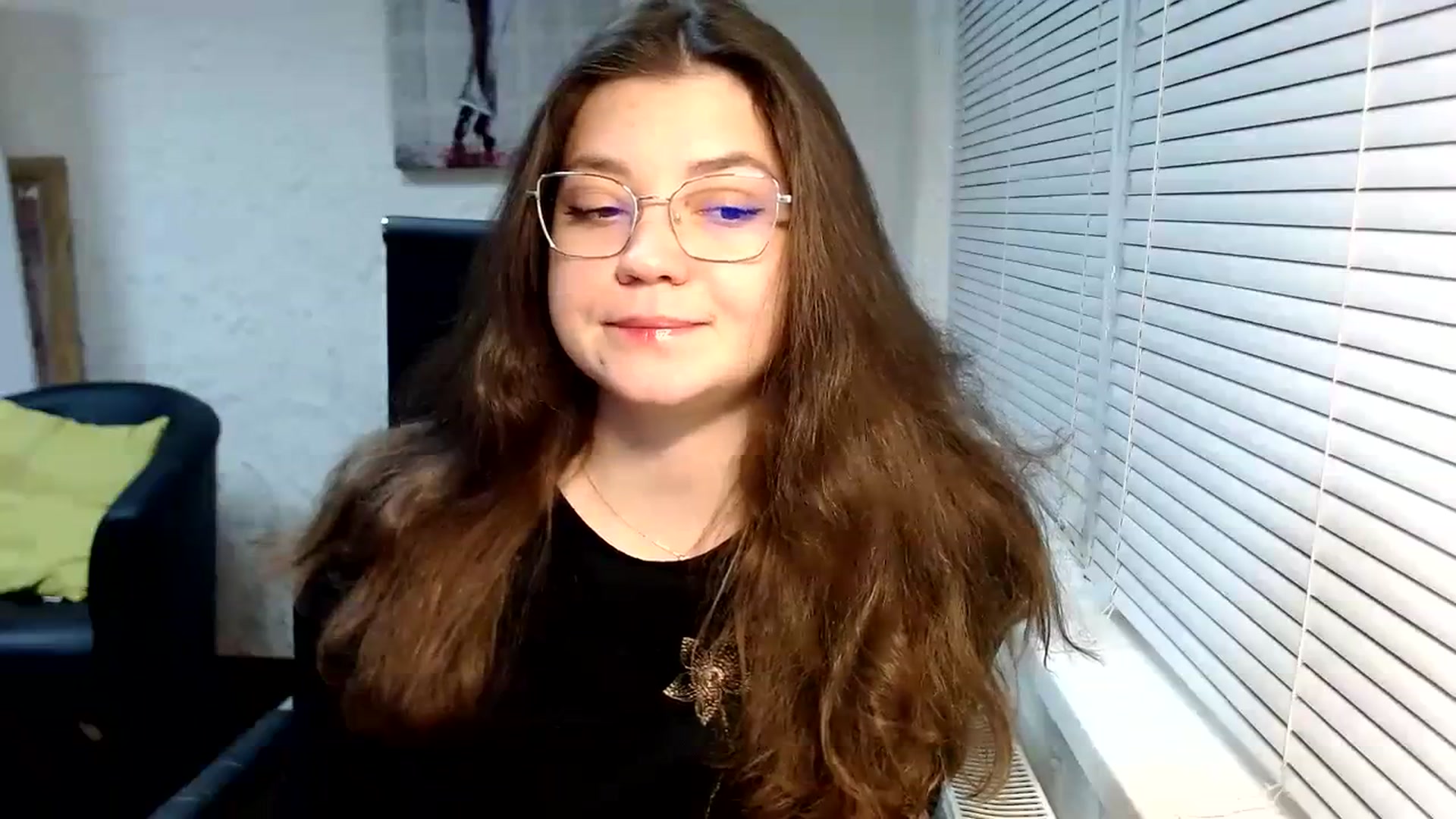 Gallery image thumbnail from SweetArinaA's myfreecams stream on, 12/29/2023, 16:11 image 3 of 20