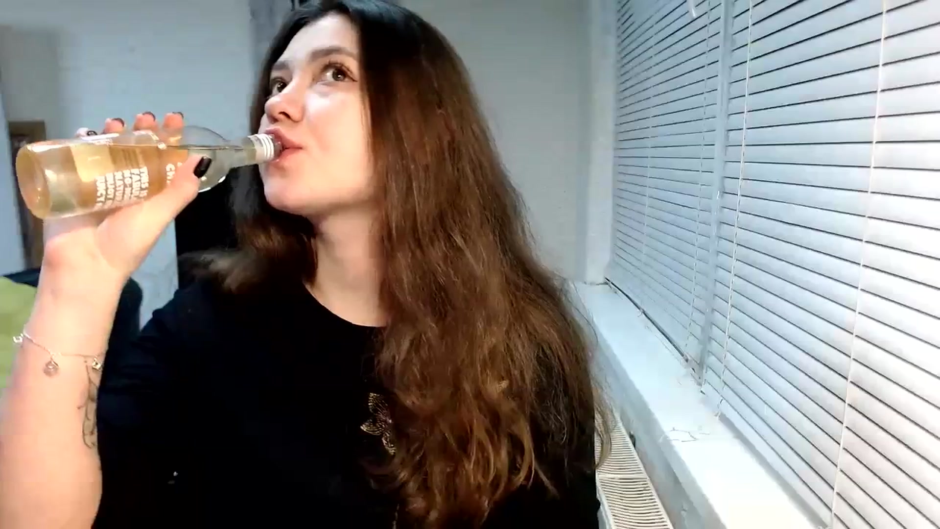 Gallery image thumbnail from SweetArinaA's myfreecams stream on, 12/29/2023, 16:11 image 20 of 20