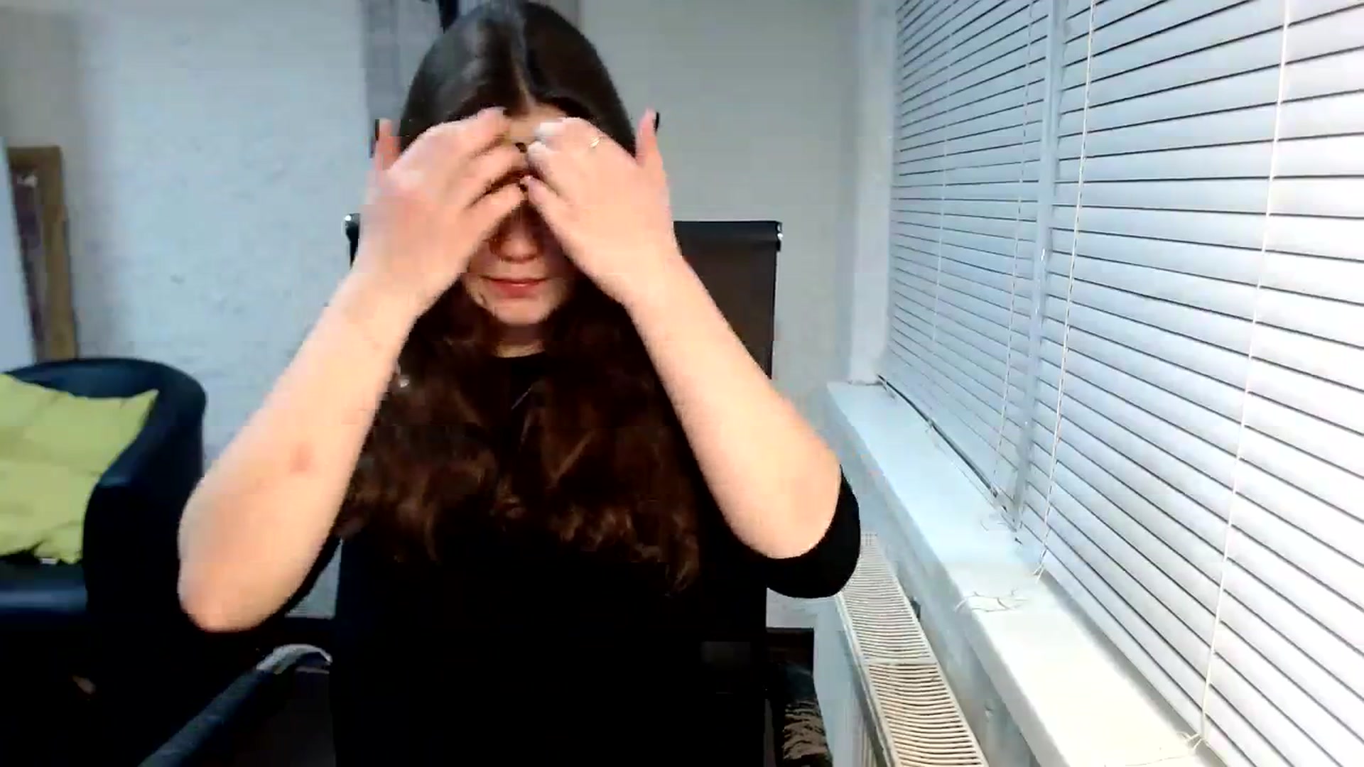 Gallery image thumbnail from SweetArinaA's myfreecams stream on, 12/29/2023, 16:11 image 4 of 20