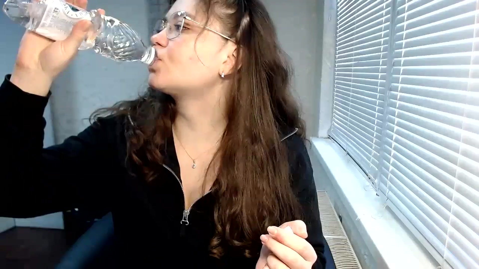 Gallery image thumbnail from SweetArinaA's myfreecams stream on, 01/24/2024, 12:28 image 18 of 20