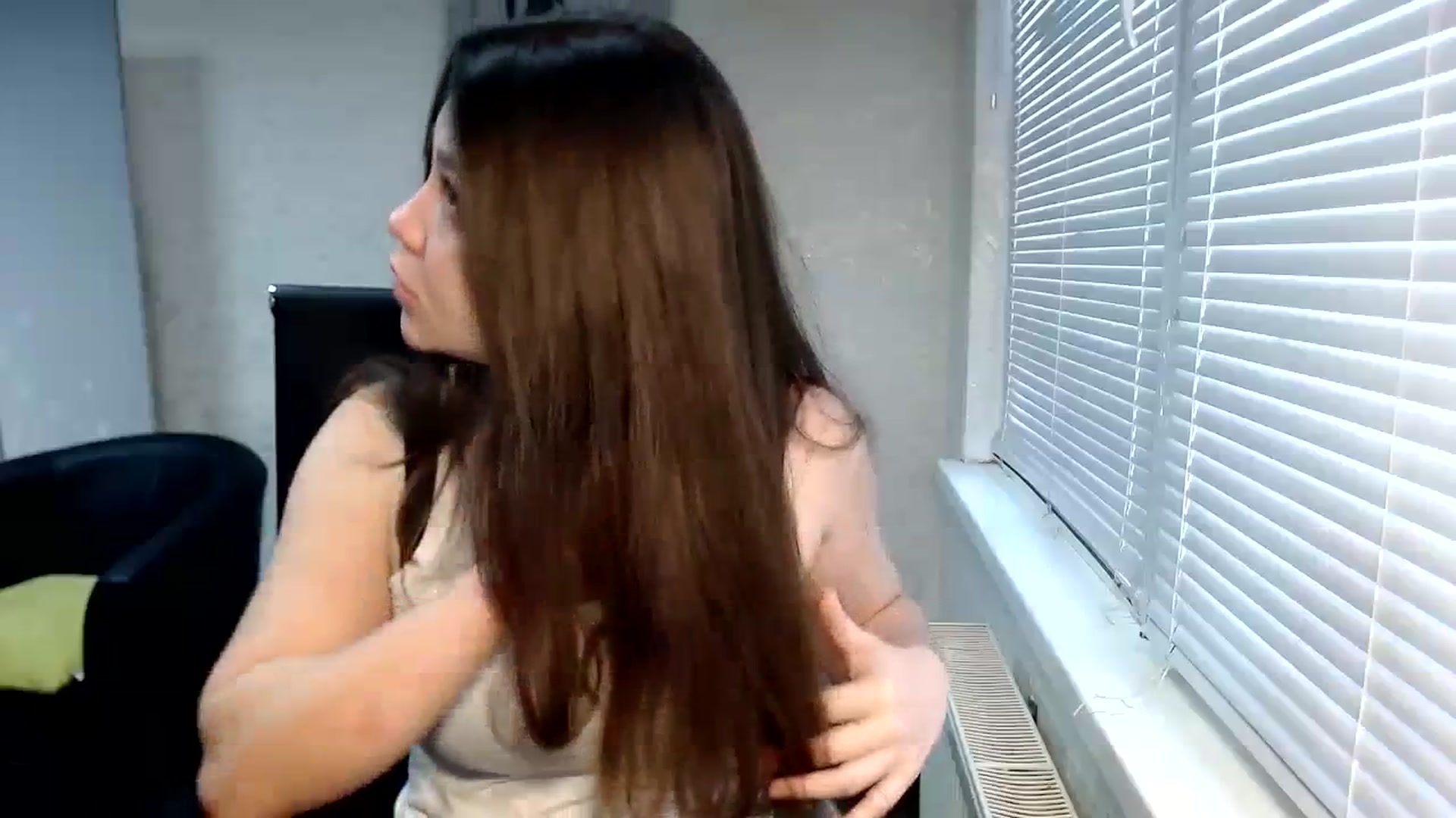 Gallery image thumbnail from SweetArinaA's myfreecams stream on, 01/25/2024, 13:21 image 7 of 20