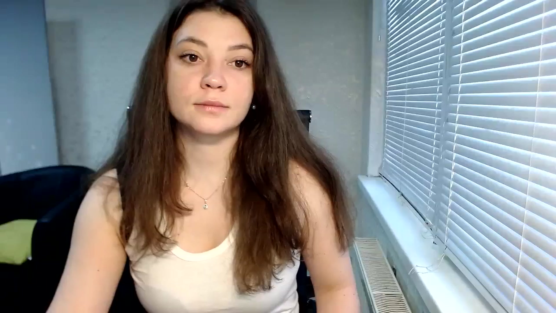 Gallery image thumbnail from SweetArinaA's myfreecams stream on, 01/25/2024, 13:21 image 10 of 20