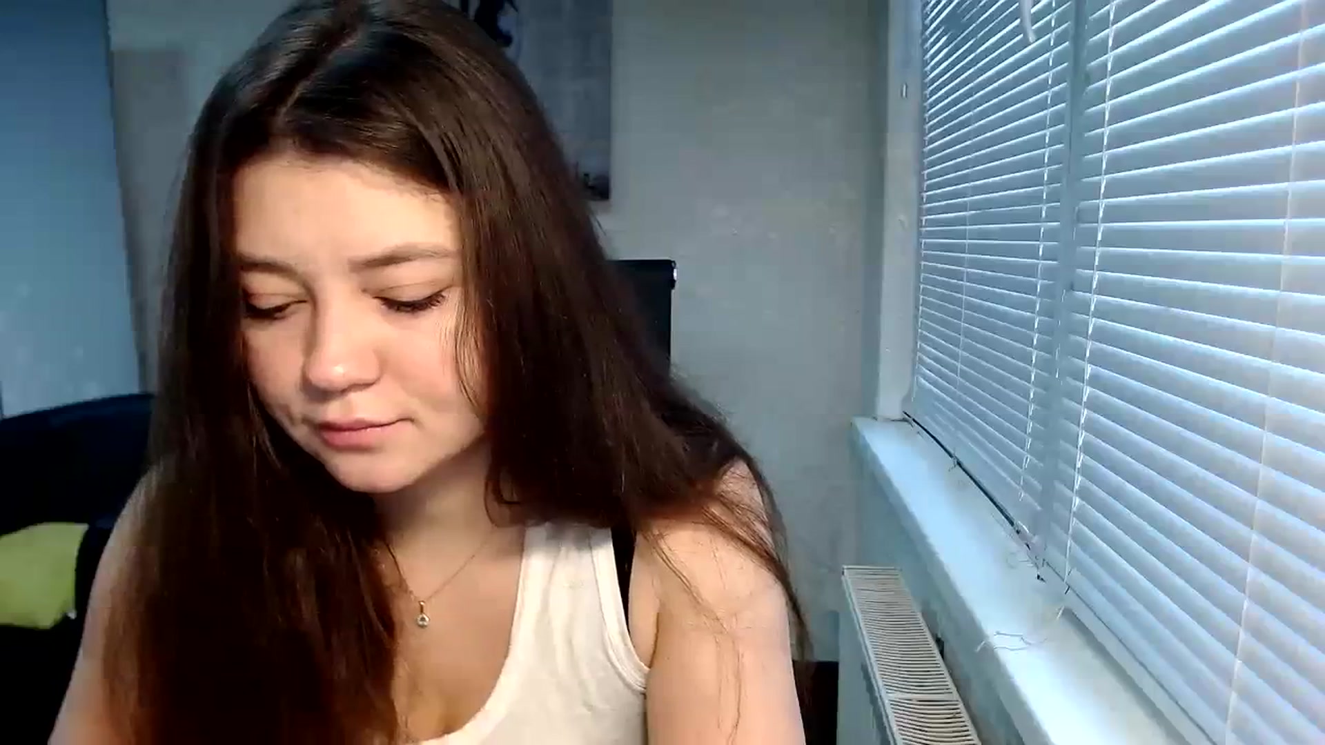 Gallery image thumbnail from SweetArinaA's myfreecams stream on, 01/25/2024, 13:21 image 6 of 20