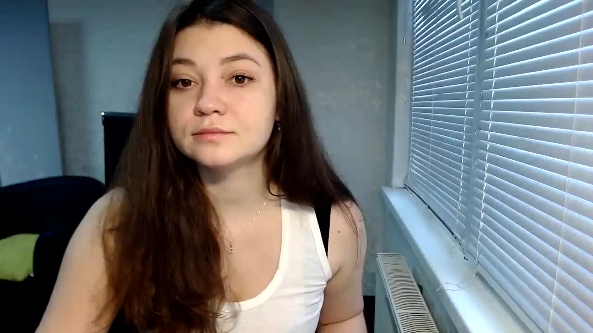 Gallery image thumbnail from SweetArinaA's myfreecams stream on, 01/25/2024, 13:21 image 4 of 20