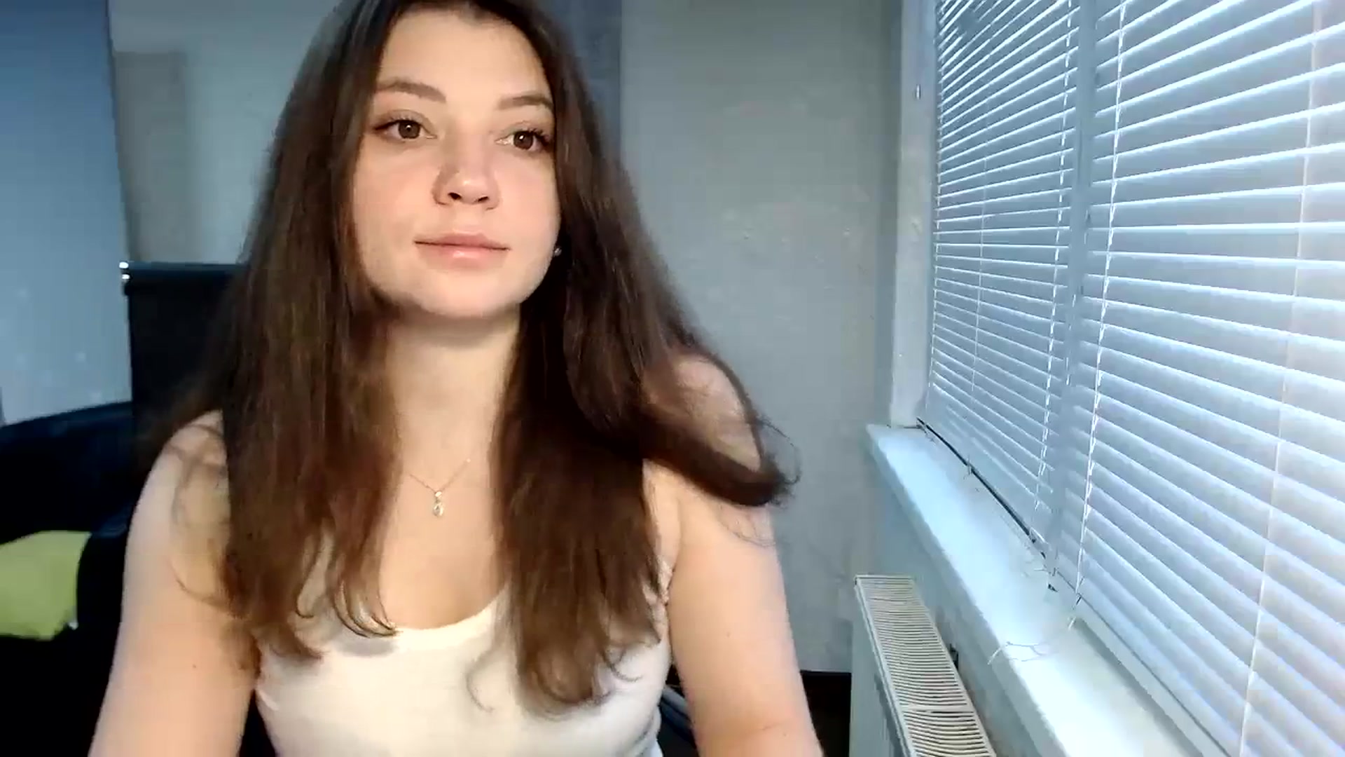 Gallery image thumbnail from SweetArinaA's myfreecams stream on, 01/25/2024, 13:21 image 9 of 20