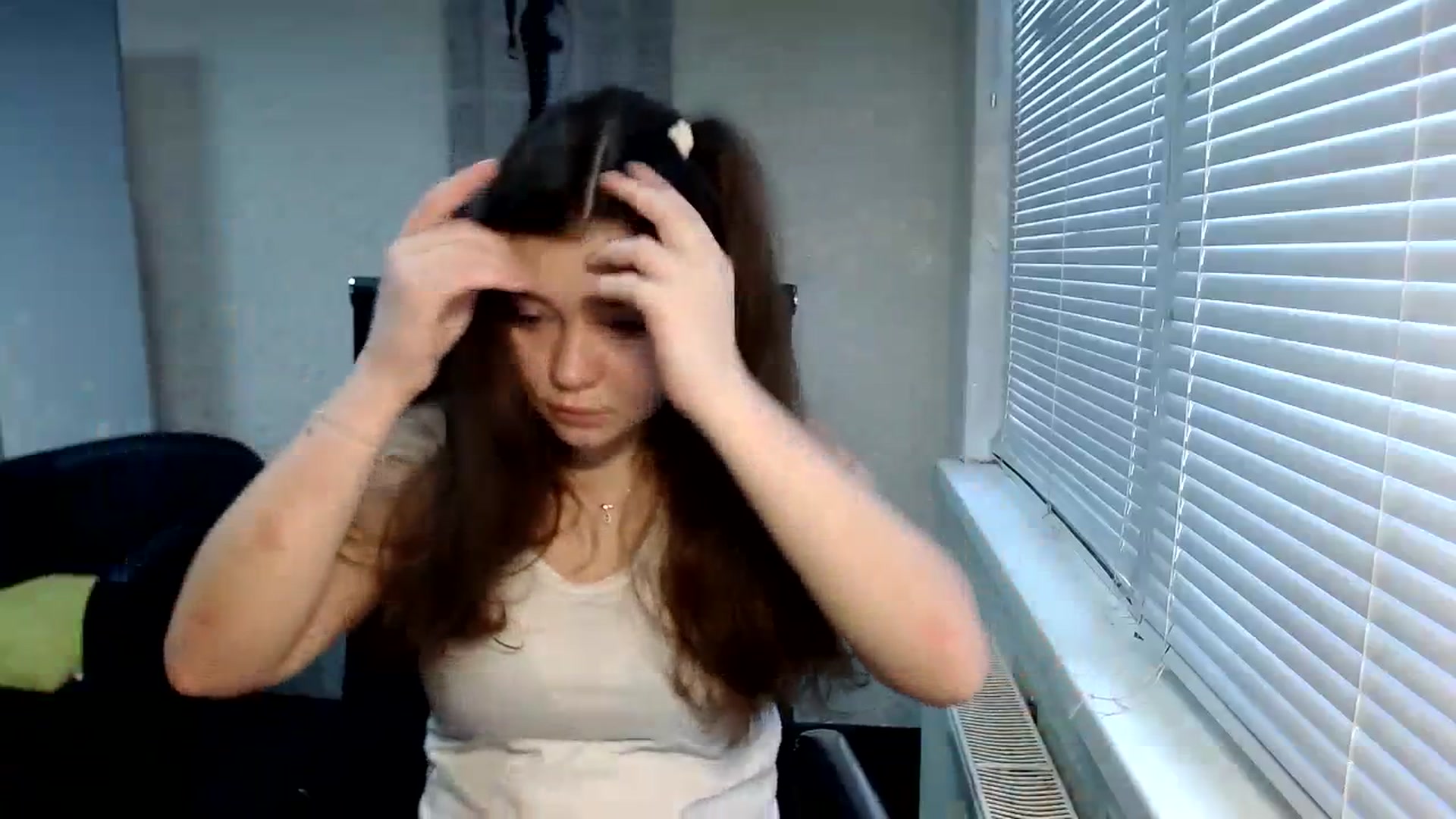 Gallery image thumbnail from SweetArinaA's myfreecams stream on, 01/25/2024, 13:21 image 17 of 20
