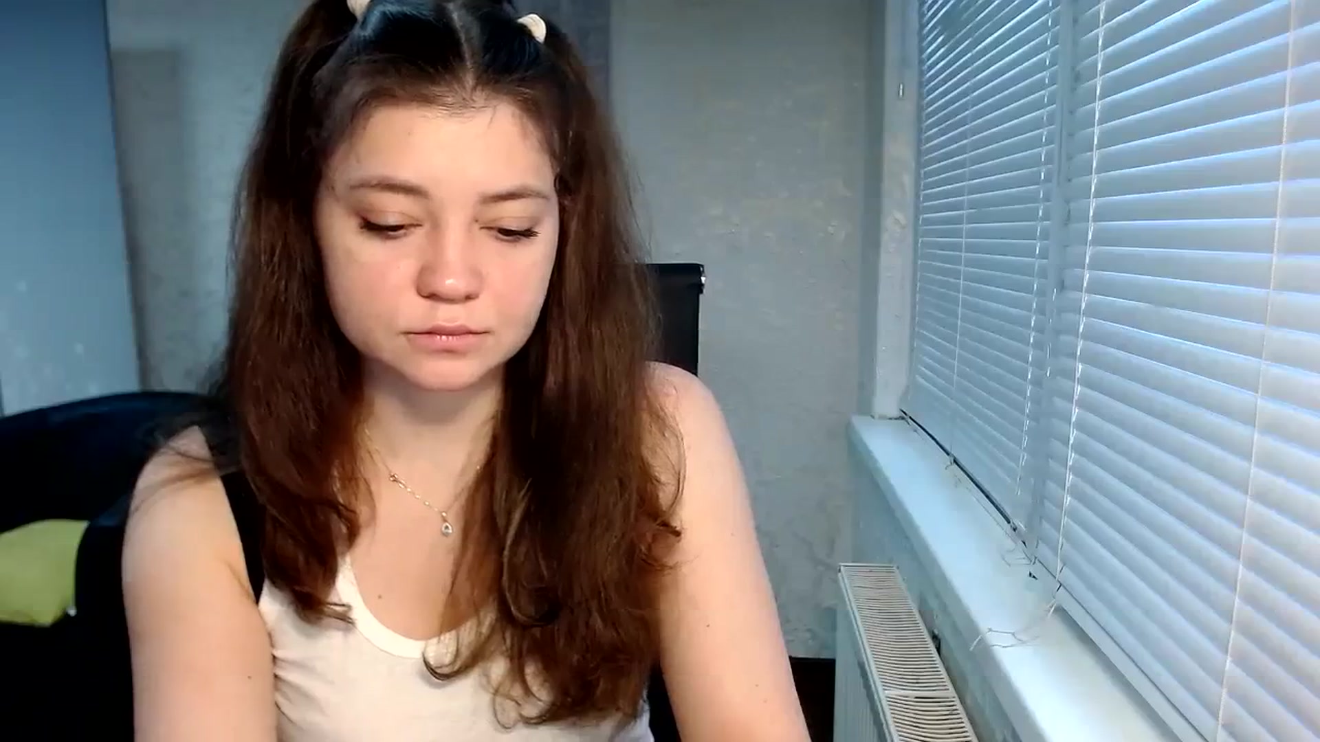 Gallery image thumbnail from SweetArinaA's myfreecams stream on, 01/25/2024, 13:41 image 5 of 20