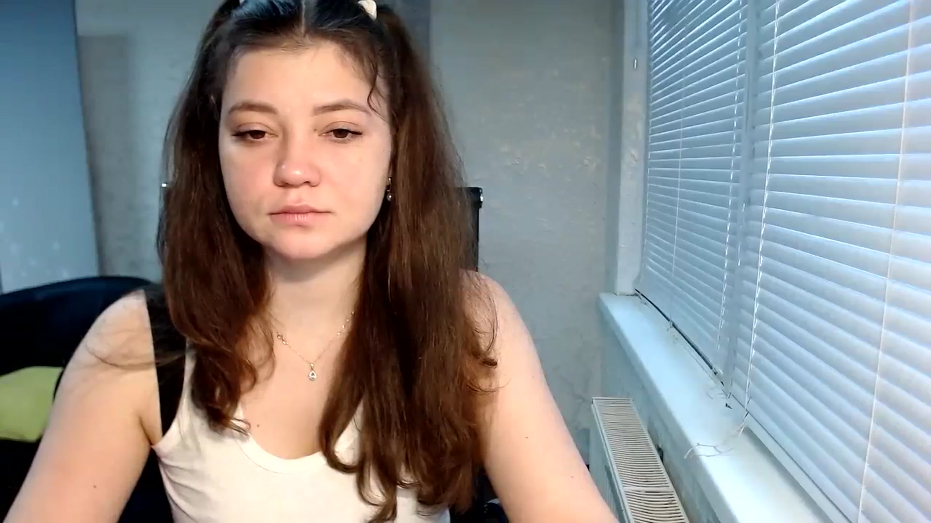 Gallery image thumbnail from SweetArinaA's myfreecams stream on, 01/25/2024, 13:41 image 12 of 20