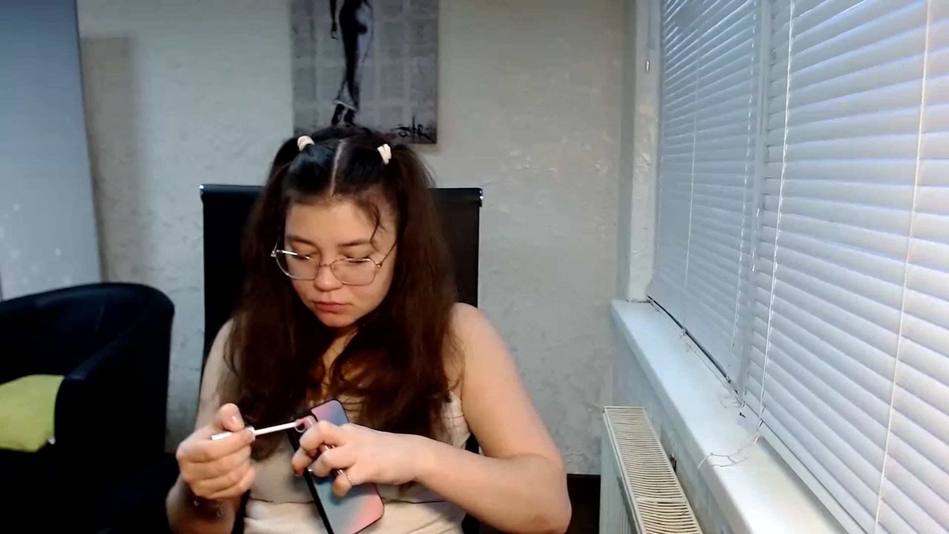 Gallery image thumbnail from SweetArinaA's myfreecams stream on, 01/25/2024, 14:26 image 2 of 20