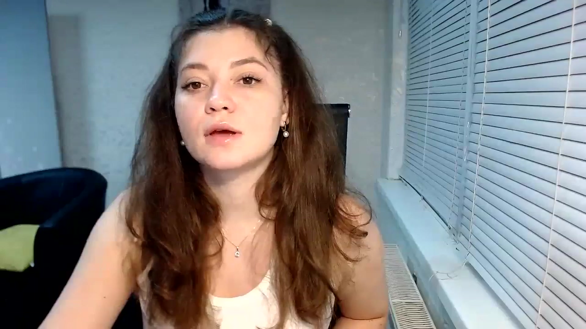 Gallery image thumbnail from SweetArinaA's myfreecams stream on, 01/25/2024, 15:08 image 4 of 20