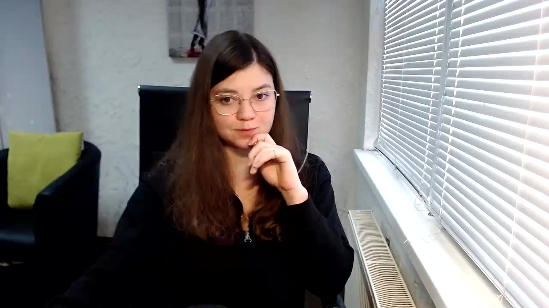 Gallery image thumbnail from SweetArinaA's myfreecams stream on, 01/26/2024, 13:06 image 15 of 20