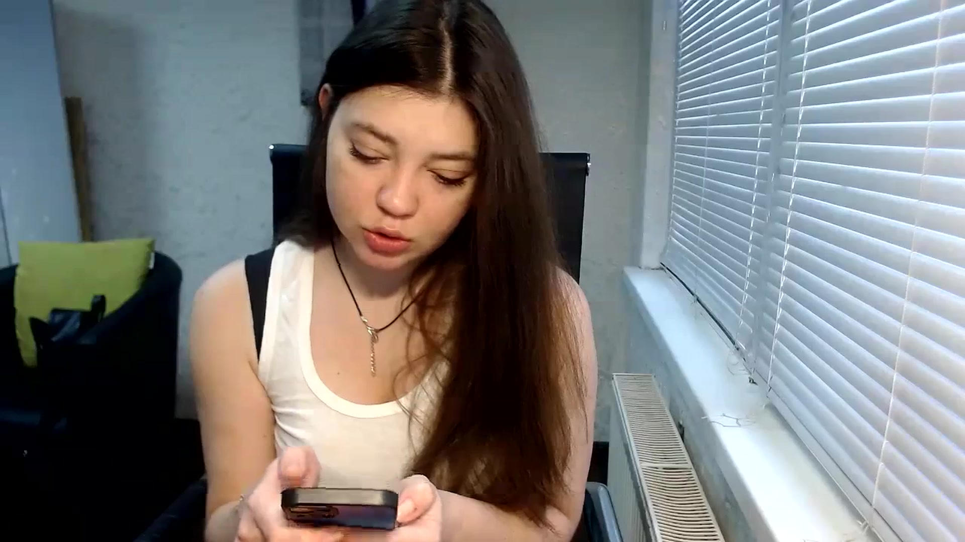 Gallery image thumbnail from SweetArinaA's myfreecams stream on, 01/28/2024, 13:27 image 4 of 20