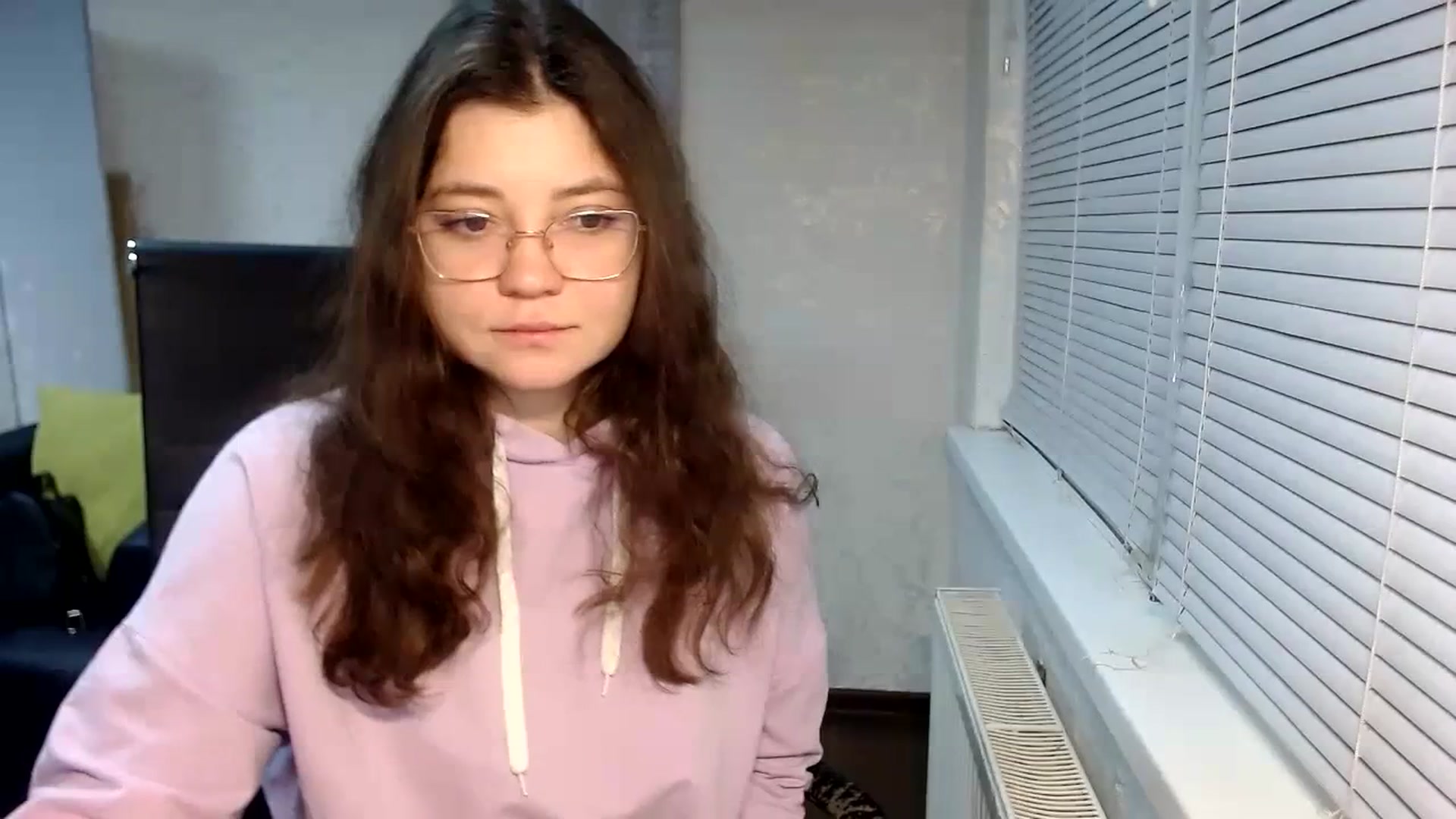Gallery image thumbnail from SweetArinaA's myfreecams stream on, 01/31/2024, 15:35 image 12 of 20