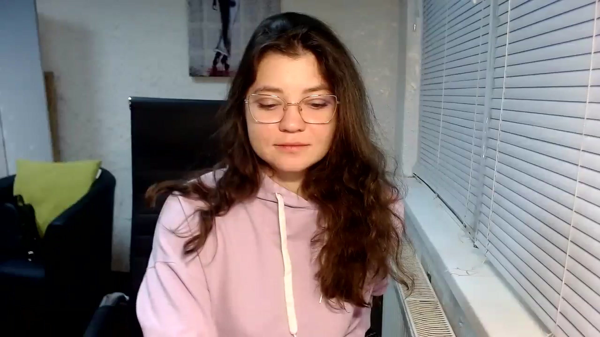 Gallery image thumbnail from SweetArinaA's myfreecams stream on, 01/31/2024, 15:35 image 2 of 20
