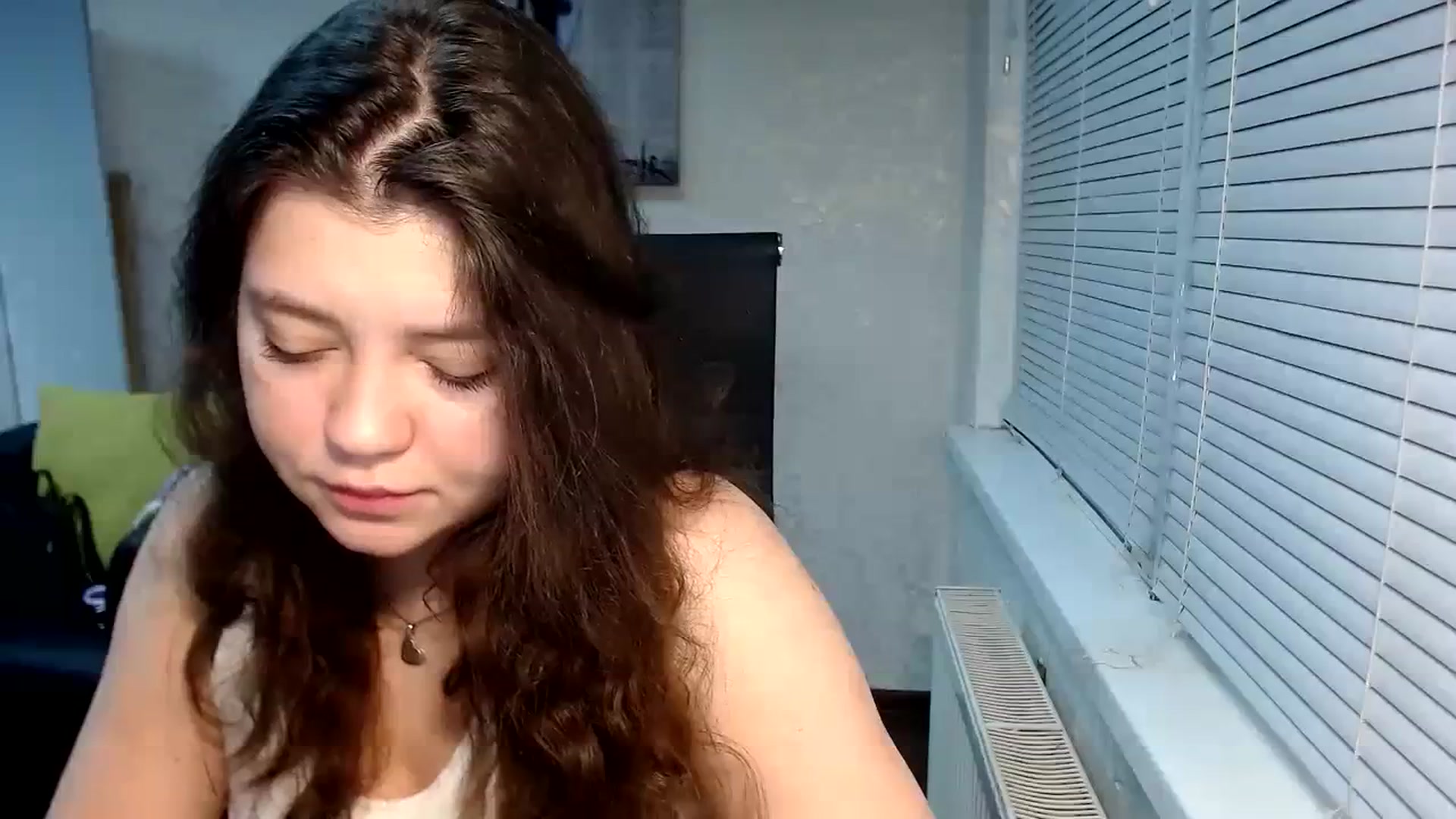 Gallery image thumbnail from SweetArinaA's myfreecams stream on, 01/31/2024, 16:07 image 13 of 20