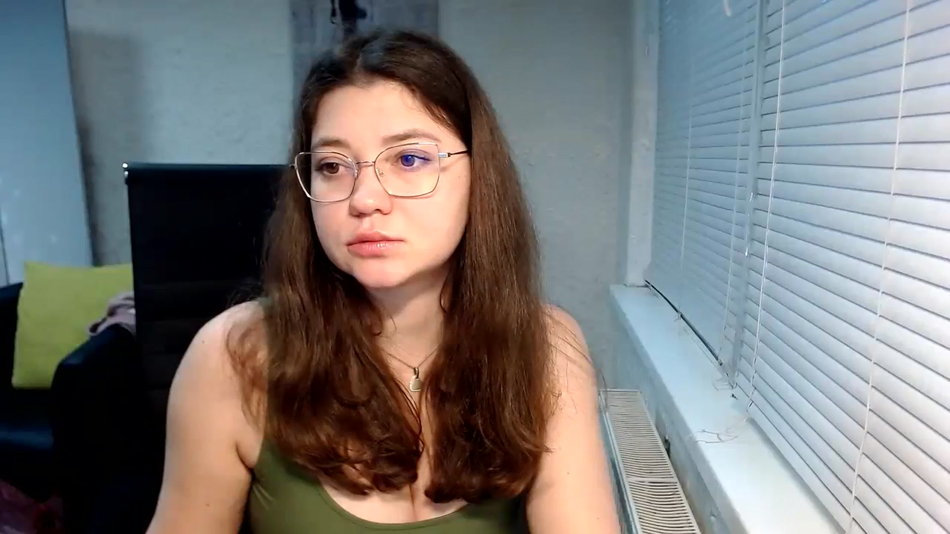 Gallery image thumbnail from SweetArinaA's myfreecams stream on, 02/10/2024, 14:52 image 18 of 20