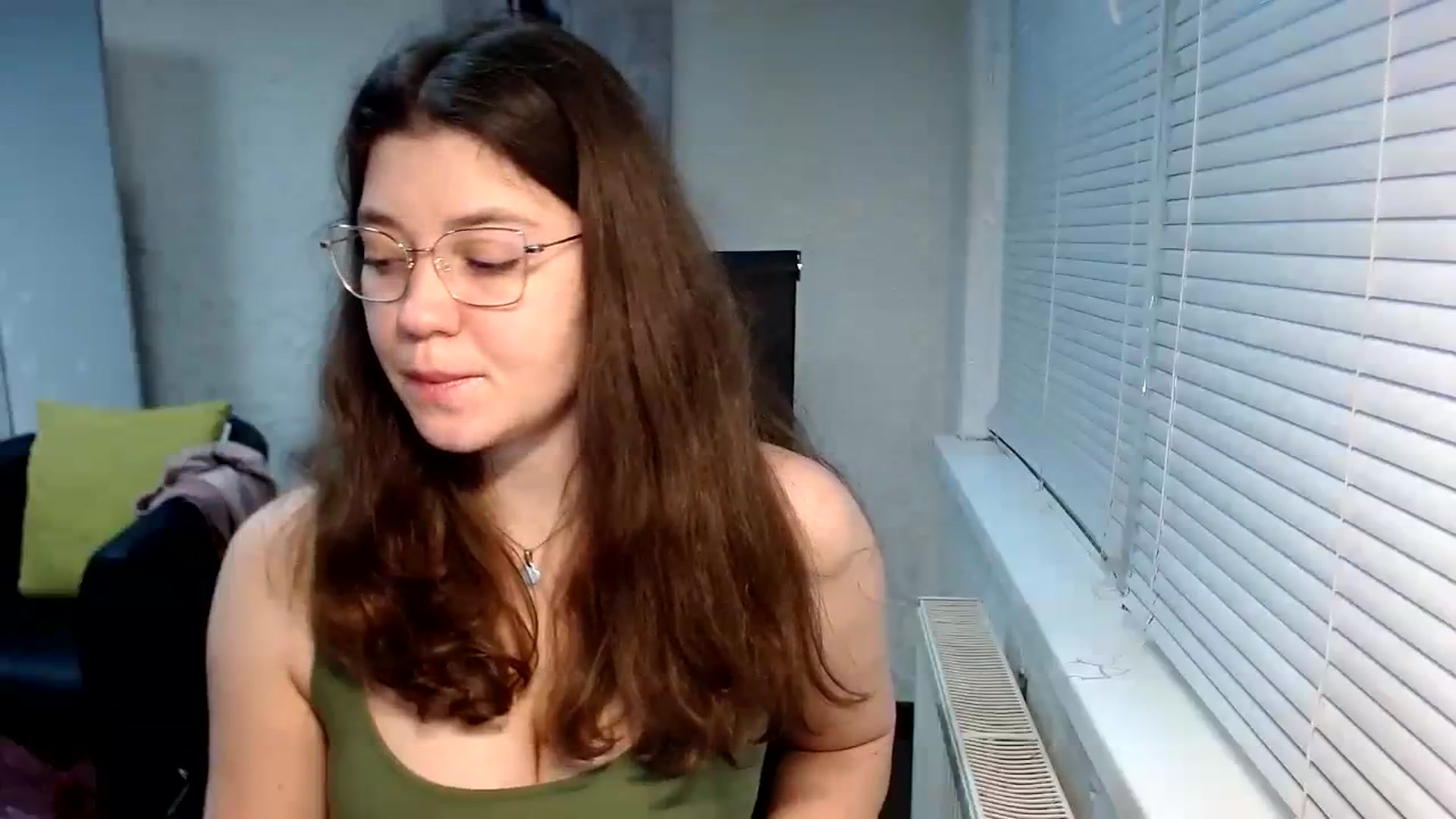 Gallery image thumbnail from SweetArinaA's myfreecams stream on, 02/10/2024, 14:52 image 13 of 20