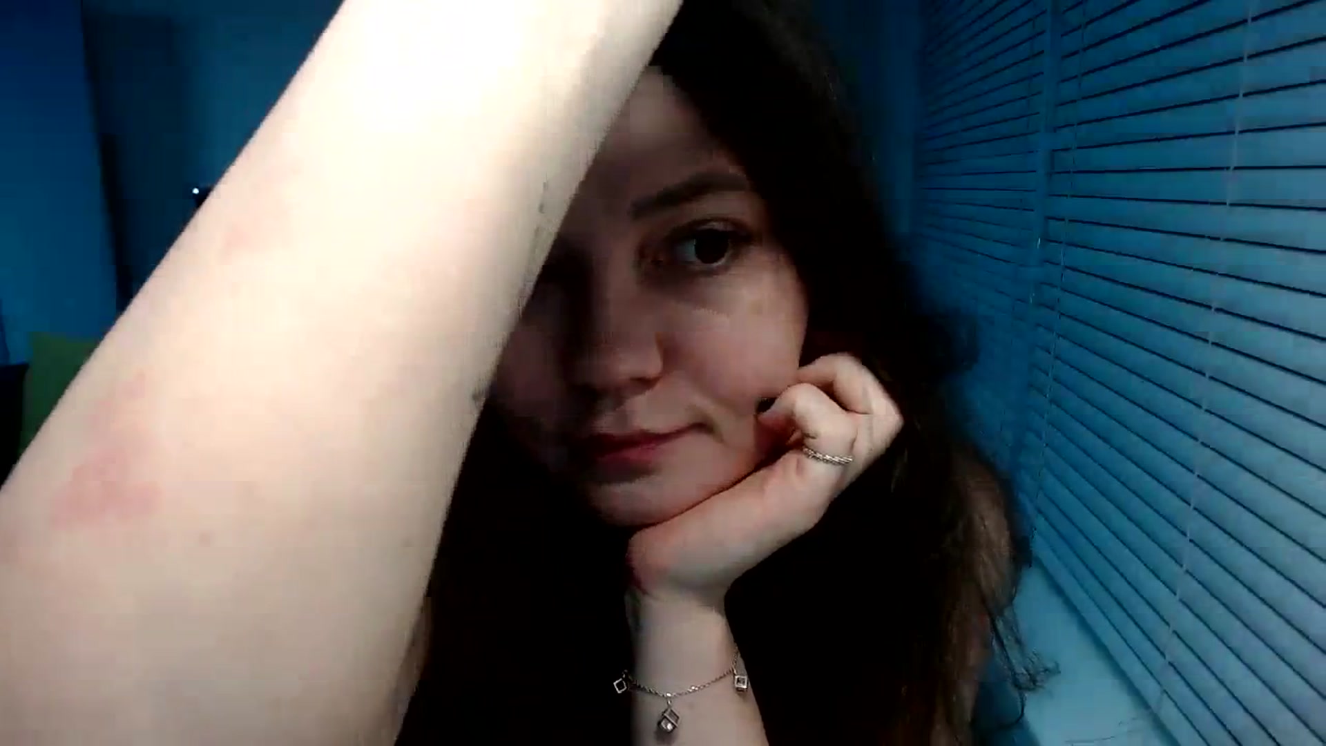 Gallery image thumbnail from SweetArinaA's myfreecams stream on, 02/10/2024, 19:18 image 15 of 20