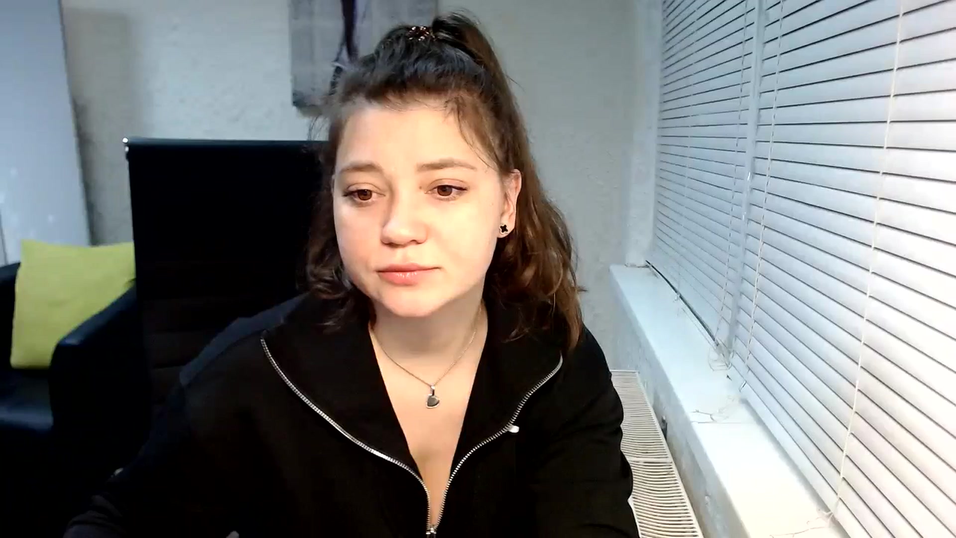 Gallery image thumbnail from SweetArinaA's myfreecams stream on, 02/10/2024, 19:18 image 6 of 20