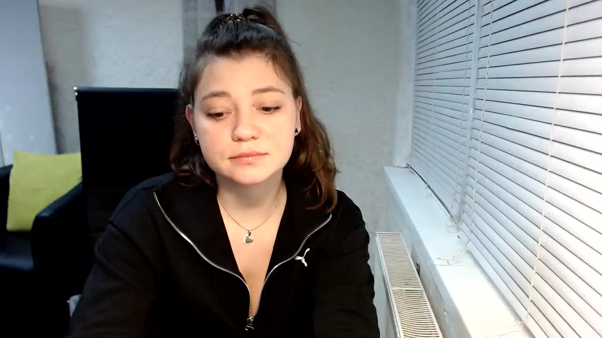 Gallery image thumbnail from SweetArinaA's myfreecams stream on, 02/10/2024, 19:18 image 5 of 20