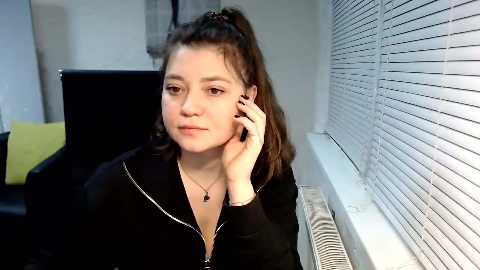 Gallery image thumbnail from SweetArinaA's myfreecams stream on, 02/10/2024, 19:18 image 7 of 20