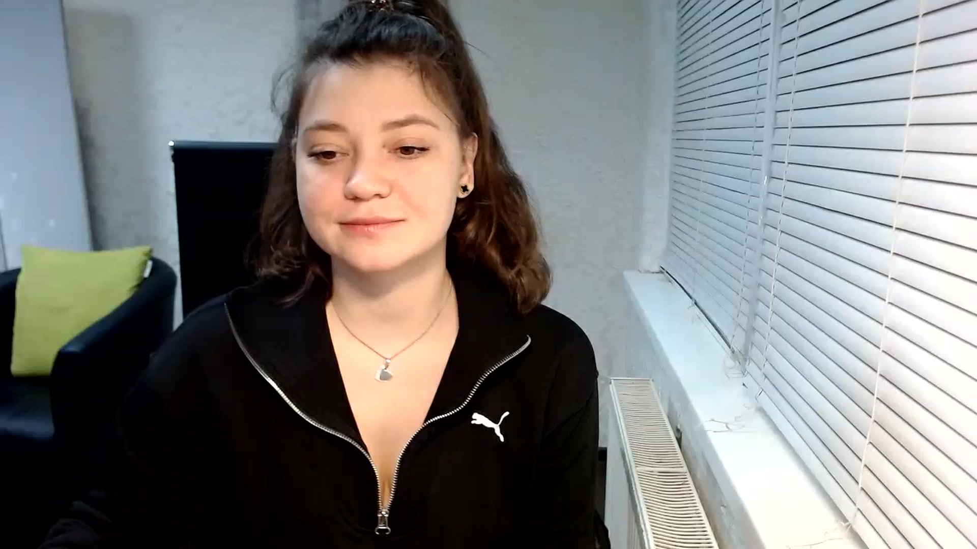 Gallery image thumbnail from SweetArinaA's myfreecams stream on, 02/10/2024, 19:18 image 4 of 20