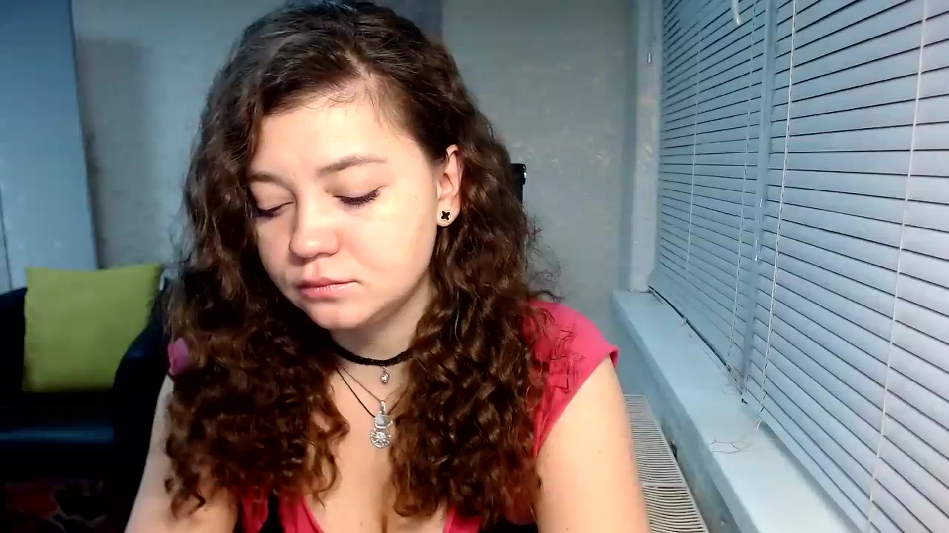 Gallery image thumbnail from SweetArinaA's myfreecams stream on, 02/11/2024, 15:58 image 17 of 20