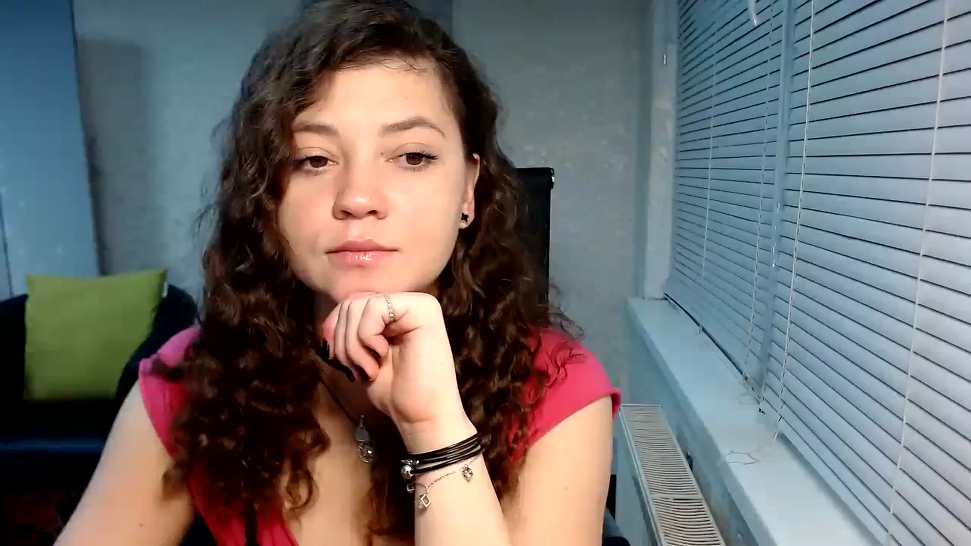 Gallery image thumbnail from SweetArinaA's myfreecams stream on, 02/11/2024, 15:58 image 18 of 20