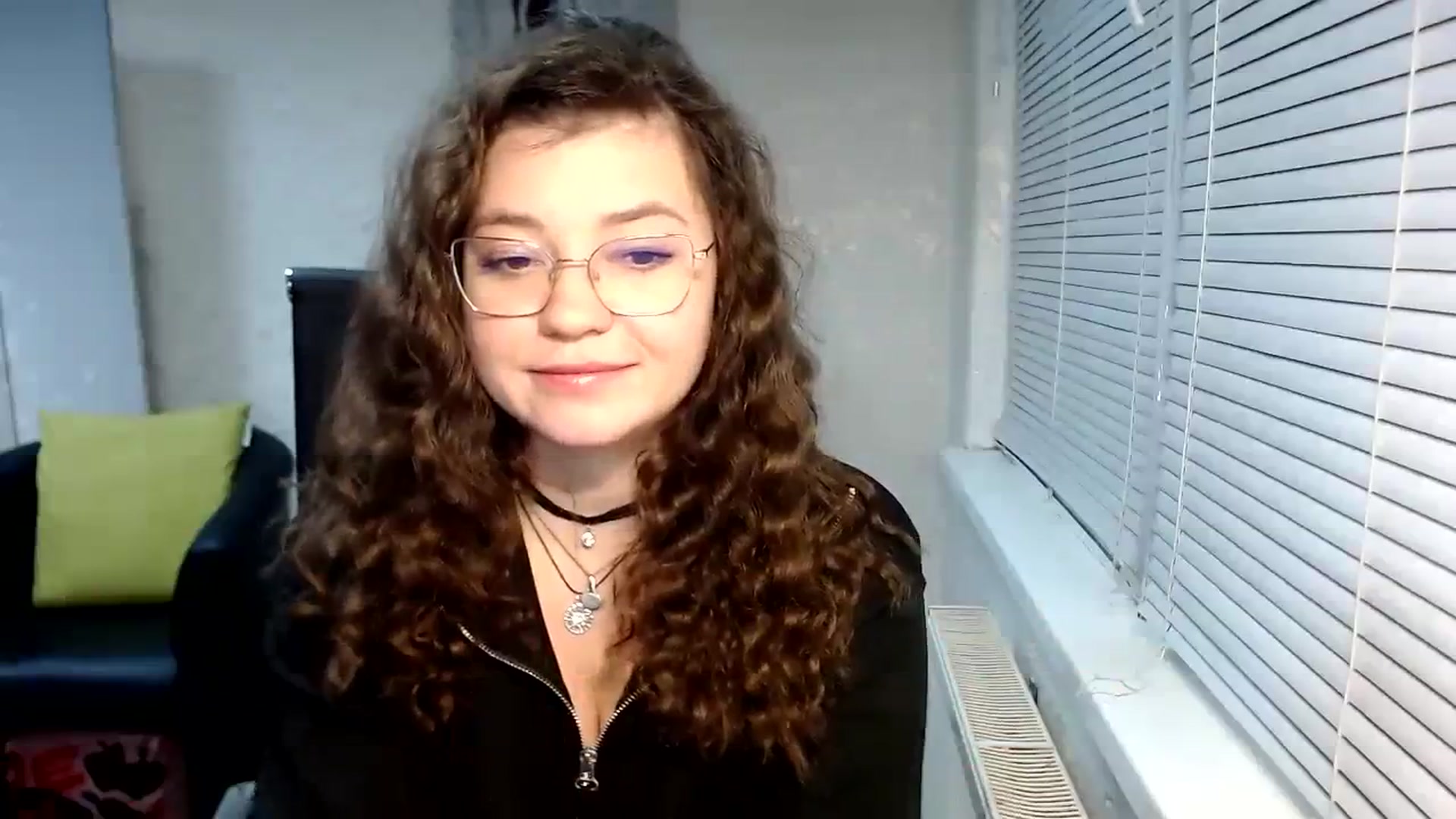 Gallery image thumbnail from SweetArinaA's myfreecams stream on, 02/11/2024, 18:19 image 6 of 20
