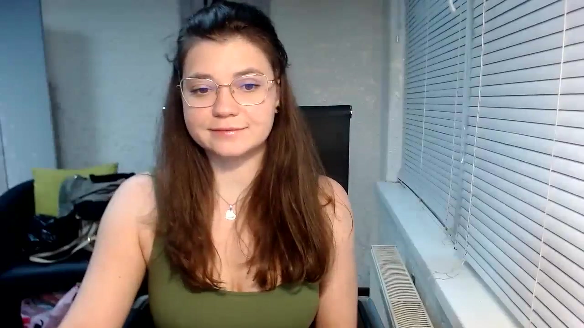 Gallery image thumbnail from SweetArinaA's myfreecams stream on, 02/17/2024, 15:42 image 6 of 20