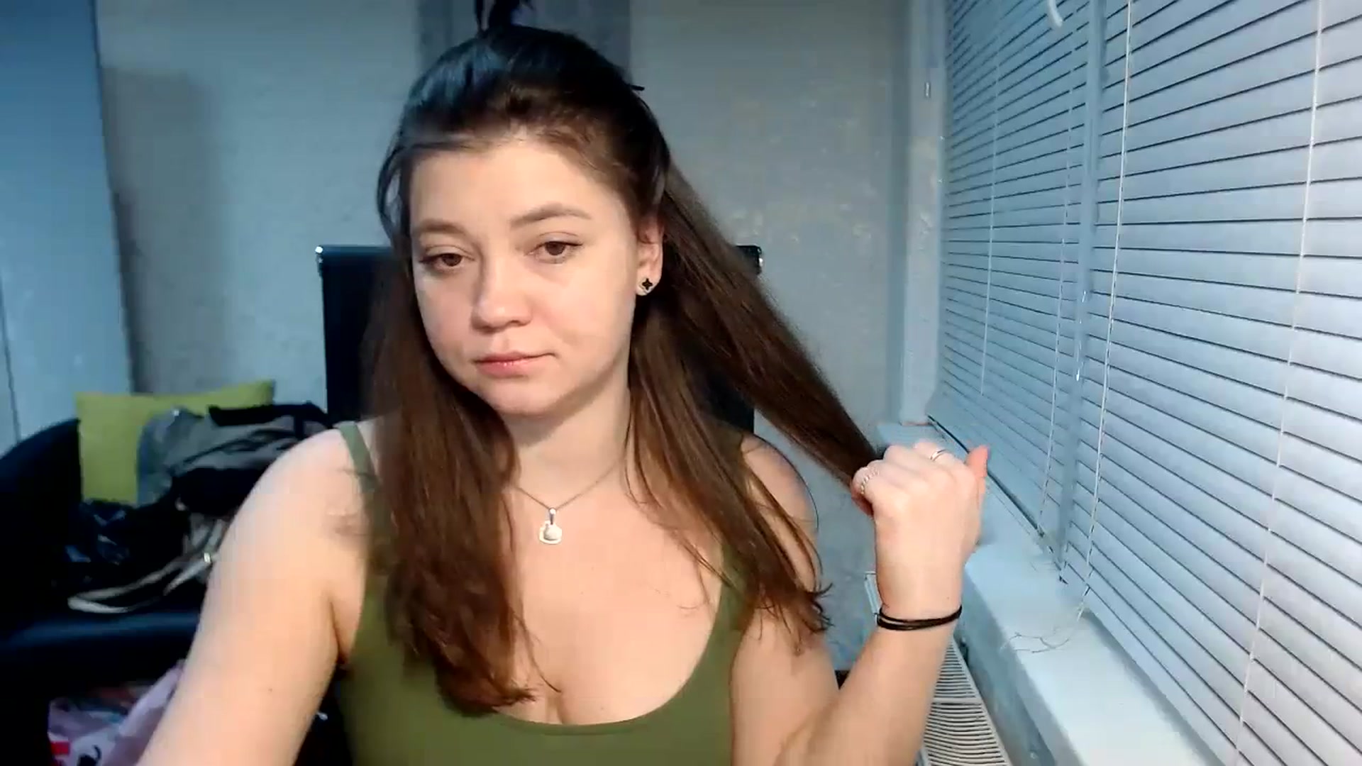 Gallery image thumbnail from SweetArinaA's myfreecams stream on, 02/17/2024, 15:42 image 8 of 20