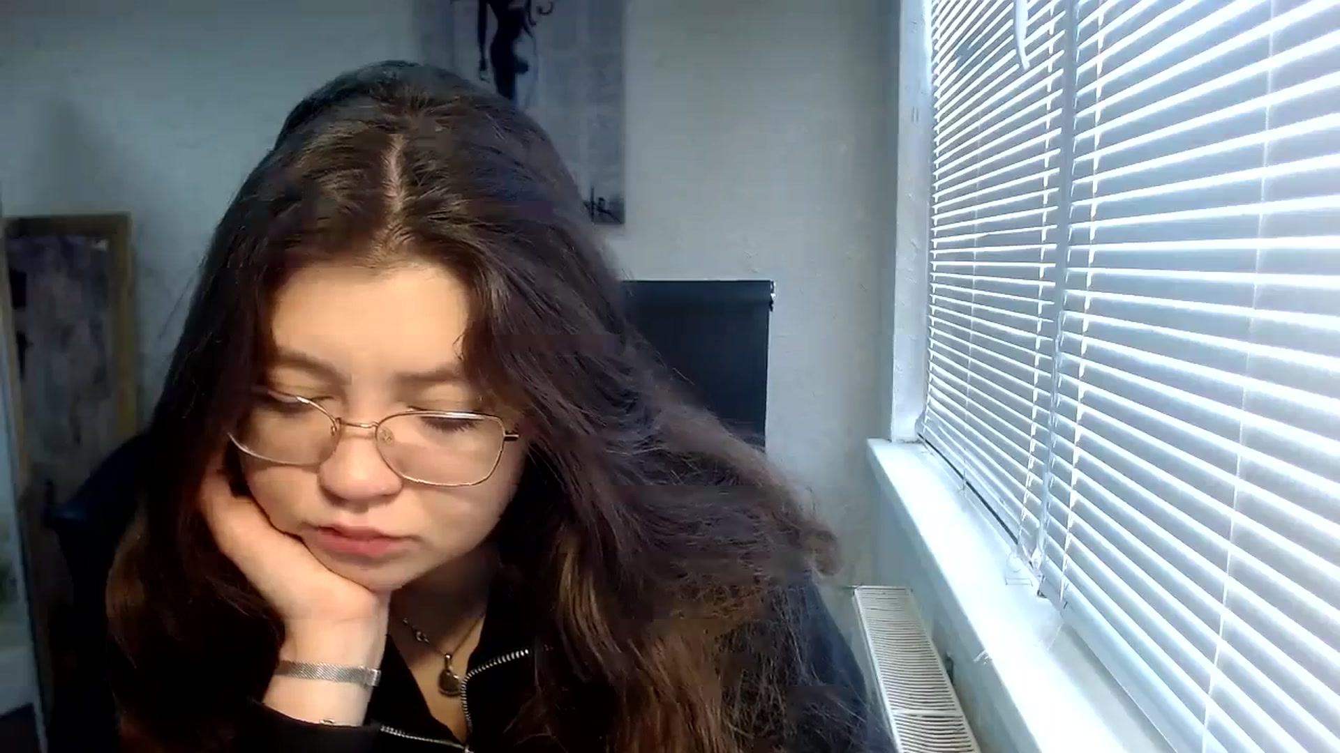 Gallery image thumbnail from SweetArinaA's myfreecams stream on, 02/22/2024, 09:43 image 13 of 20
