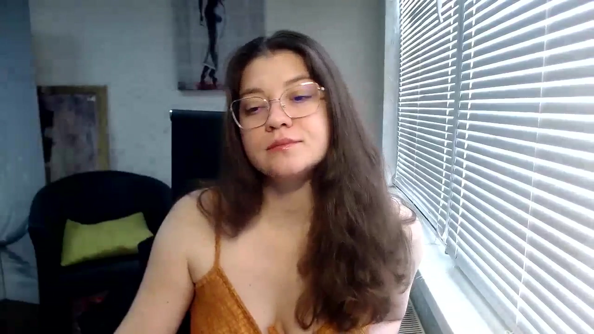 Gallery image thumbnail from SweetArinaA's myfreecams stream on, 03/28/2024, 11:07 image 10 of 20