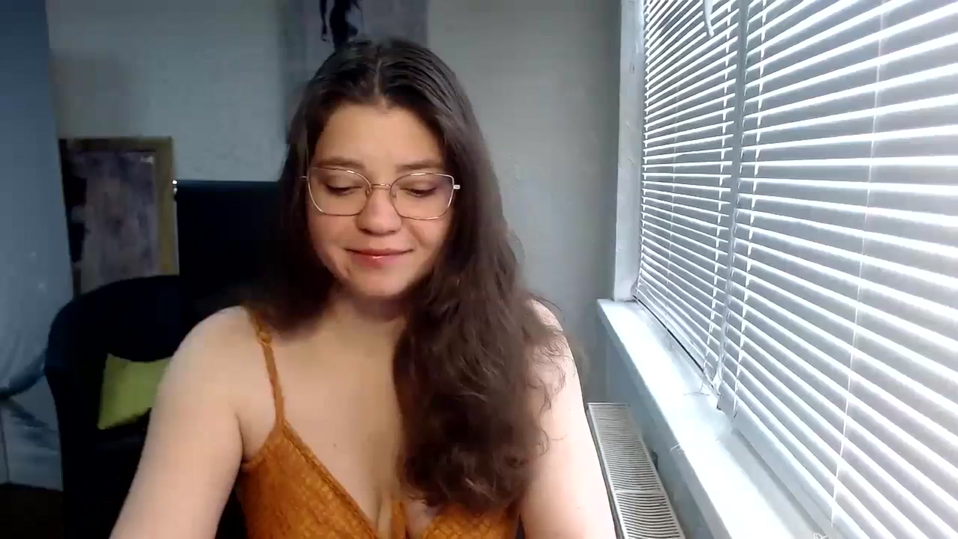 Gallery image thumbnail from SweetArinaA's myfreecams stream on, 03/28/2024, 11:07 image 6 of 20